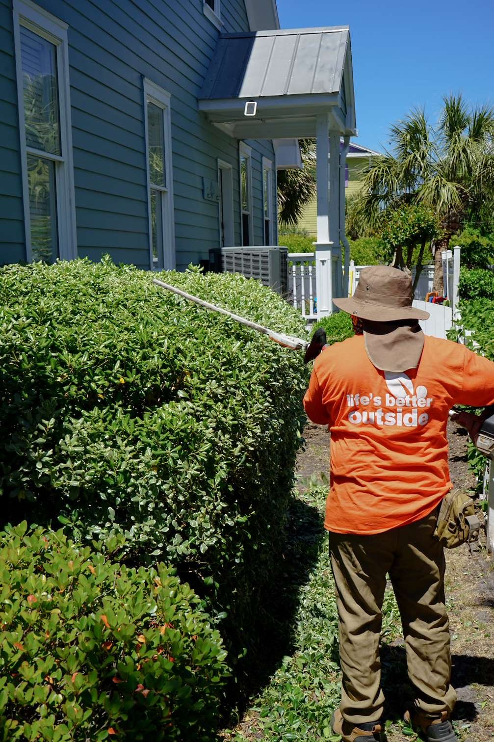 Why Proper Uniforms Matter for Landscapers in the Southeast