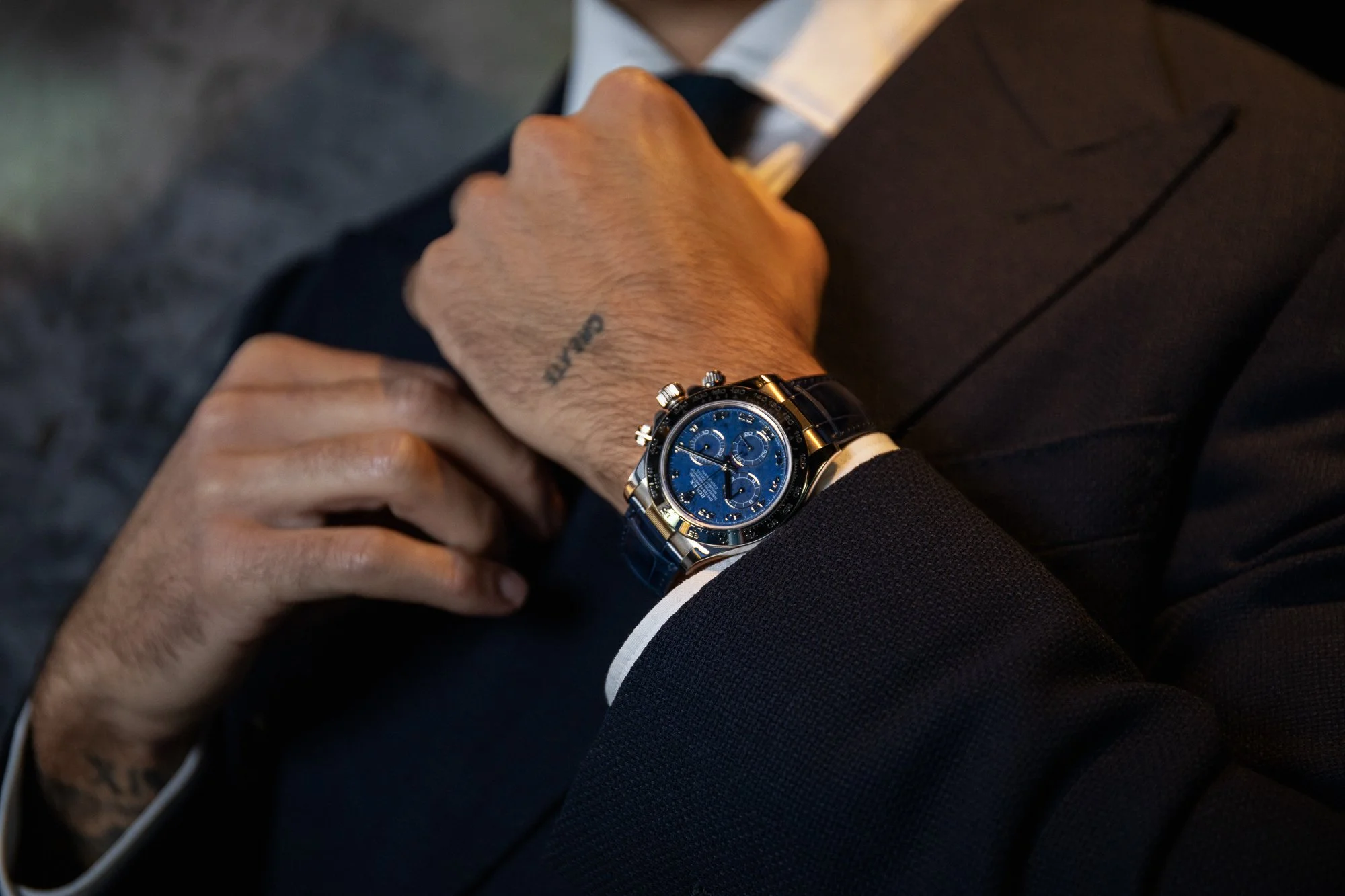 Rolex Cosmograph Daytona 40 luxury watch photographed by Henri Da Cruz for Premium Magazine Luxembourg.