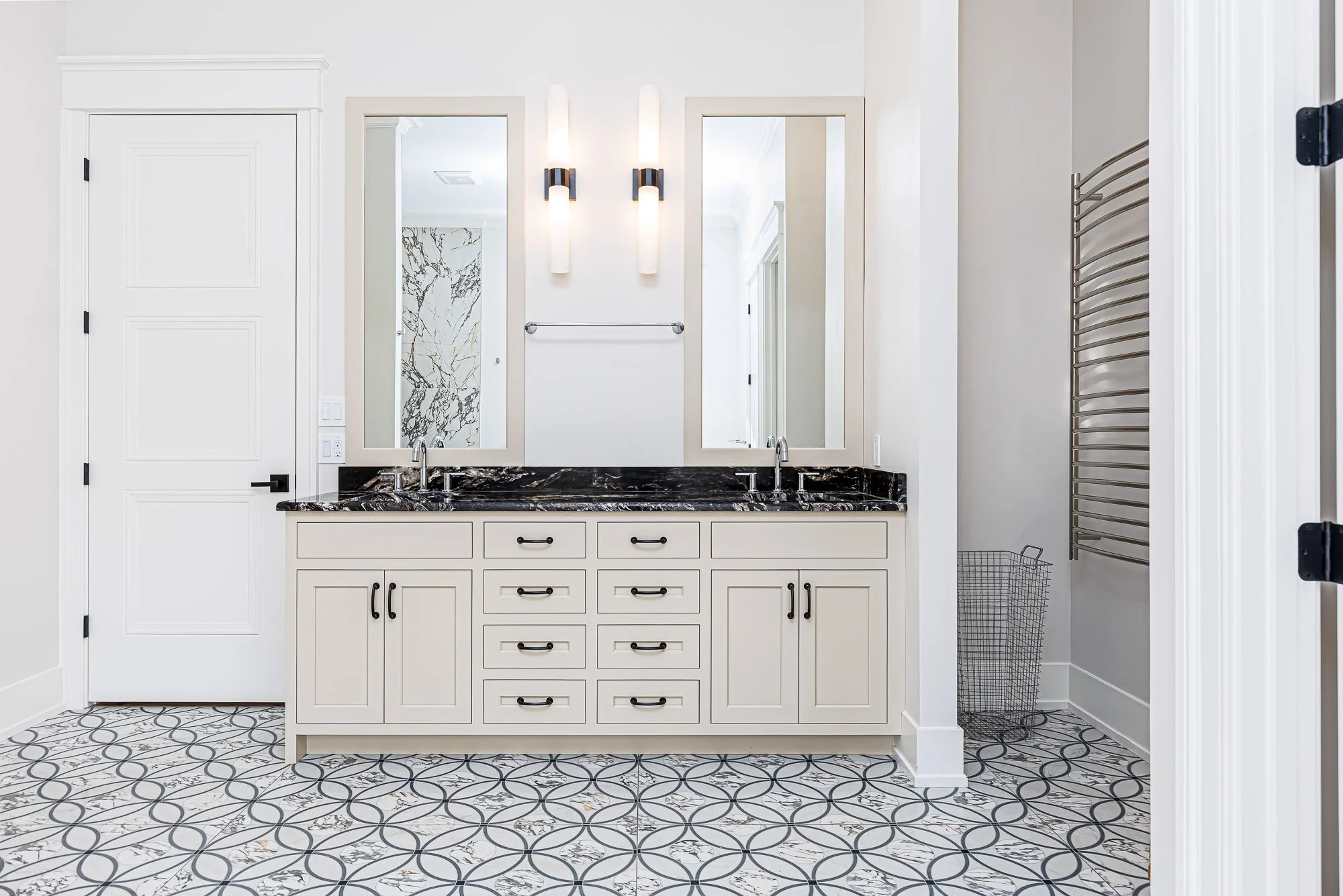 Sunny_Cove_Cabinetry_Custom_Quality-94.jpg
