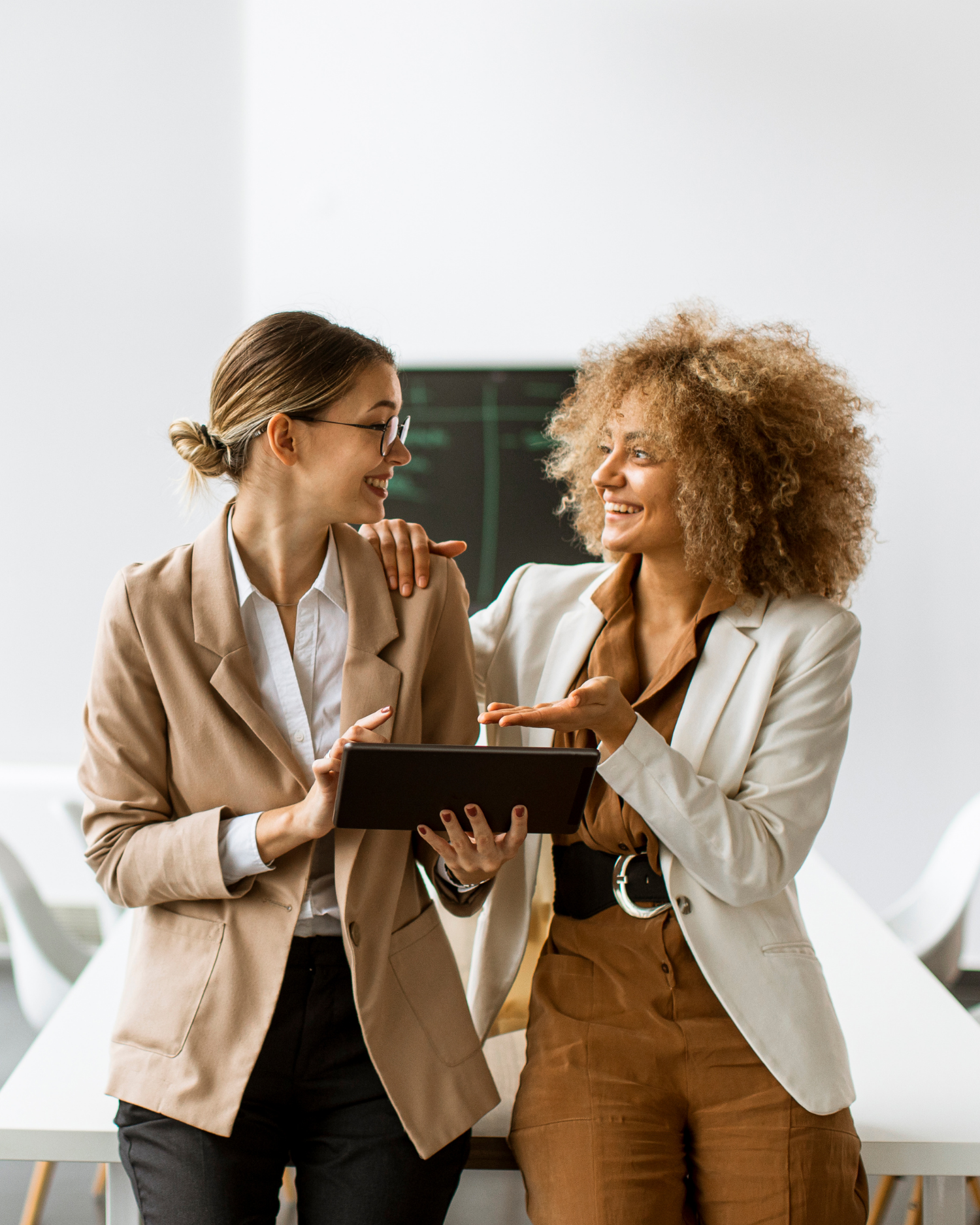 Outsourcing vs. In-House Bookkeeping: What's Right For Your Design Firm?