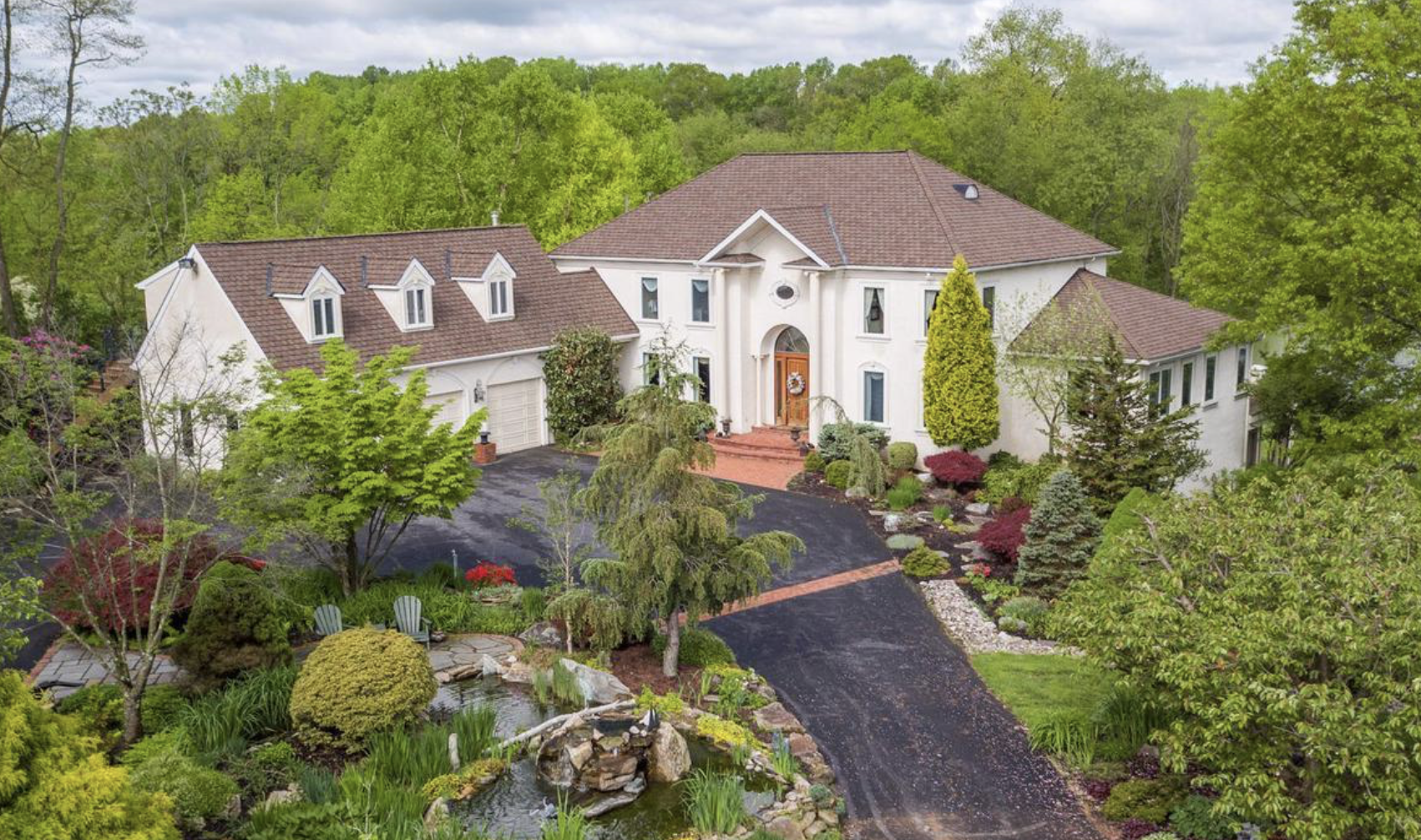 4 Matisse Dr.  Downingtown, PA
$1,895,000