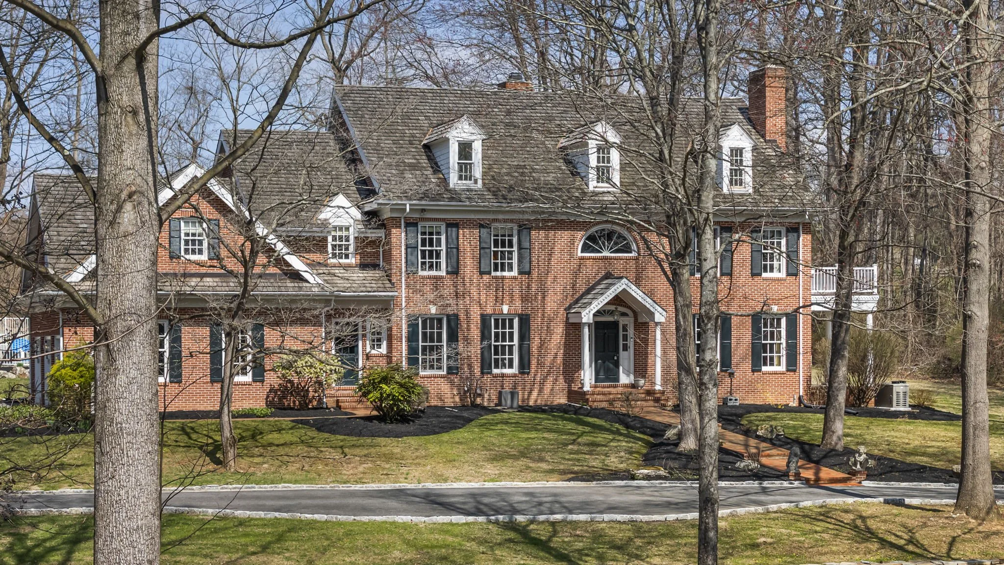 21 Bassett Hunt Ln. Glenmoore, PA 
$1,075,000