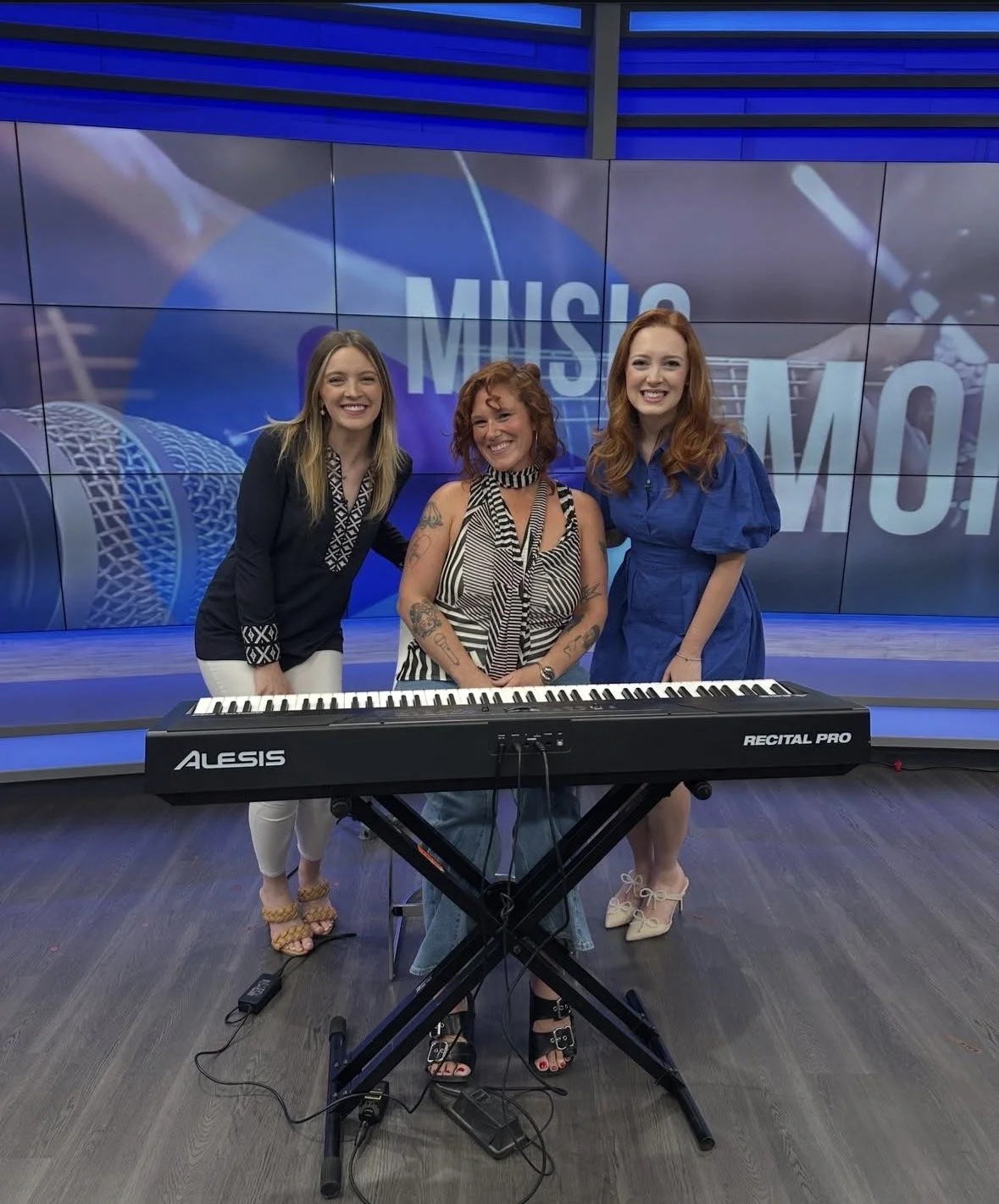 Suzanne sheer performs ‘future past’ on phl17