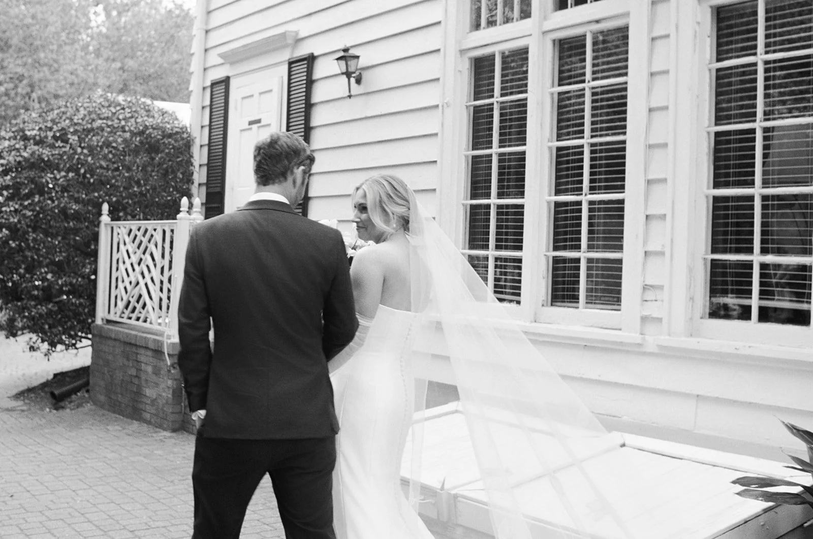English_Garden_Wedding_Charlotte_-522.jpg