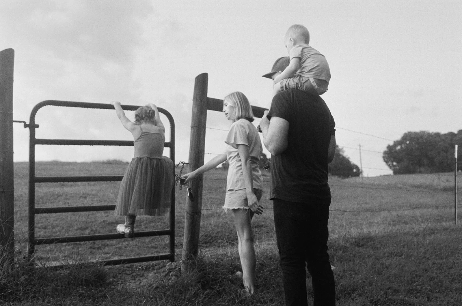 081725_DobbinsFamily_126_websize (1).jpg