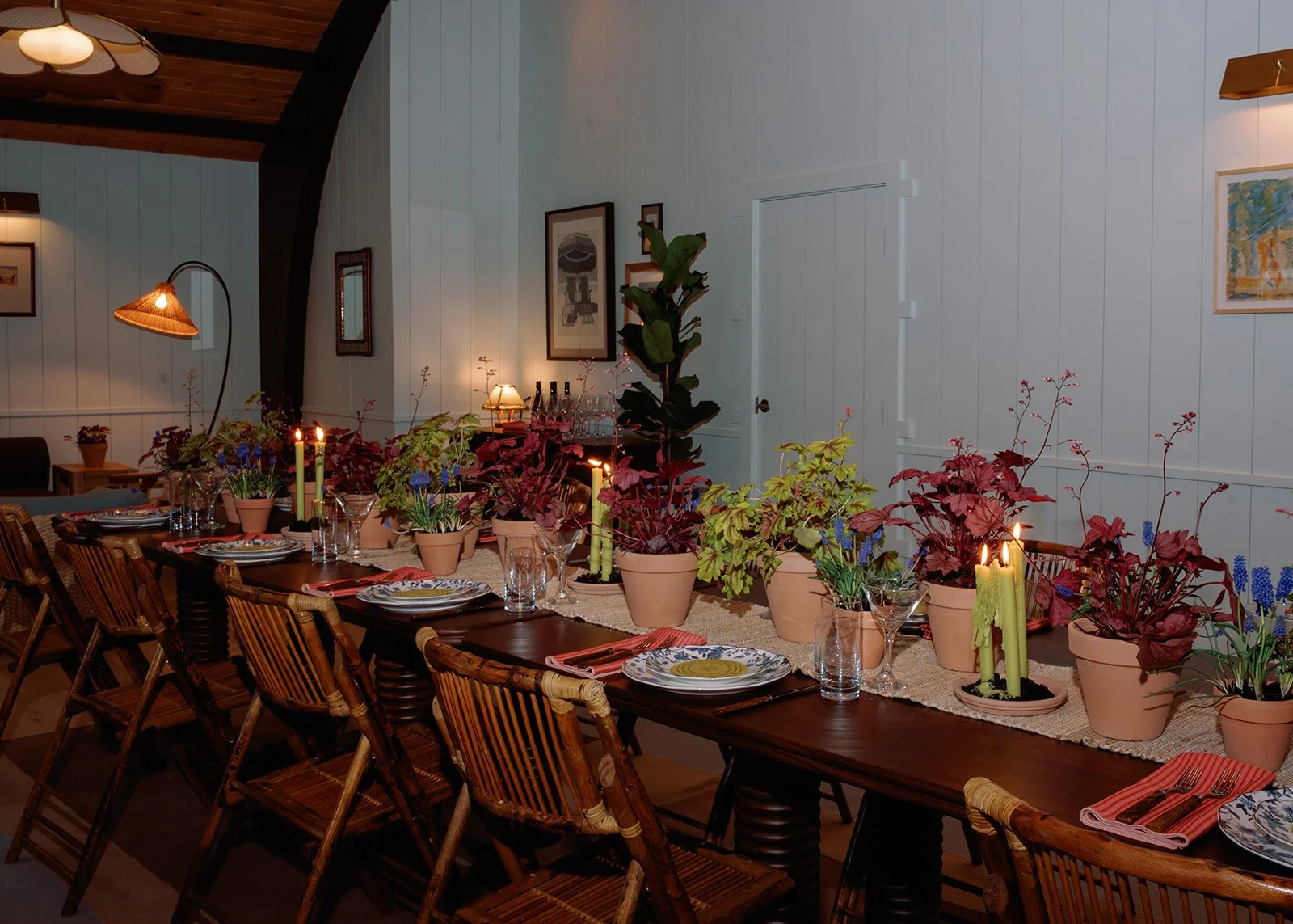 A Spring Tablescape at the Beachside Hotel in Nantucket