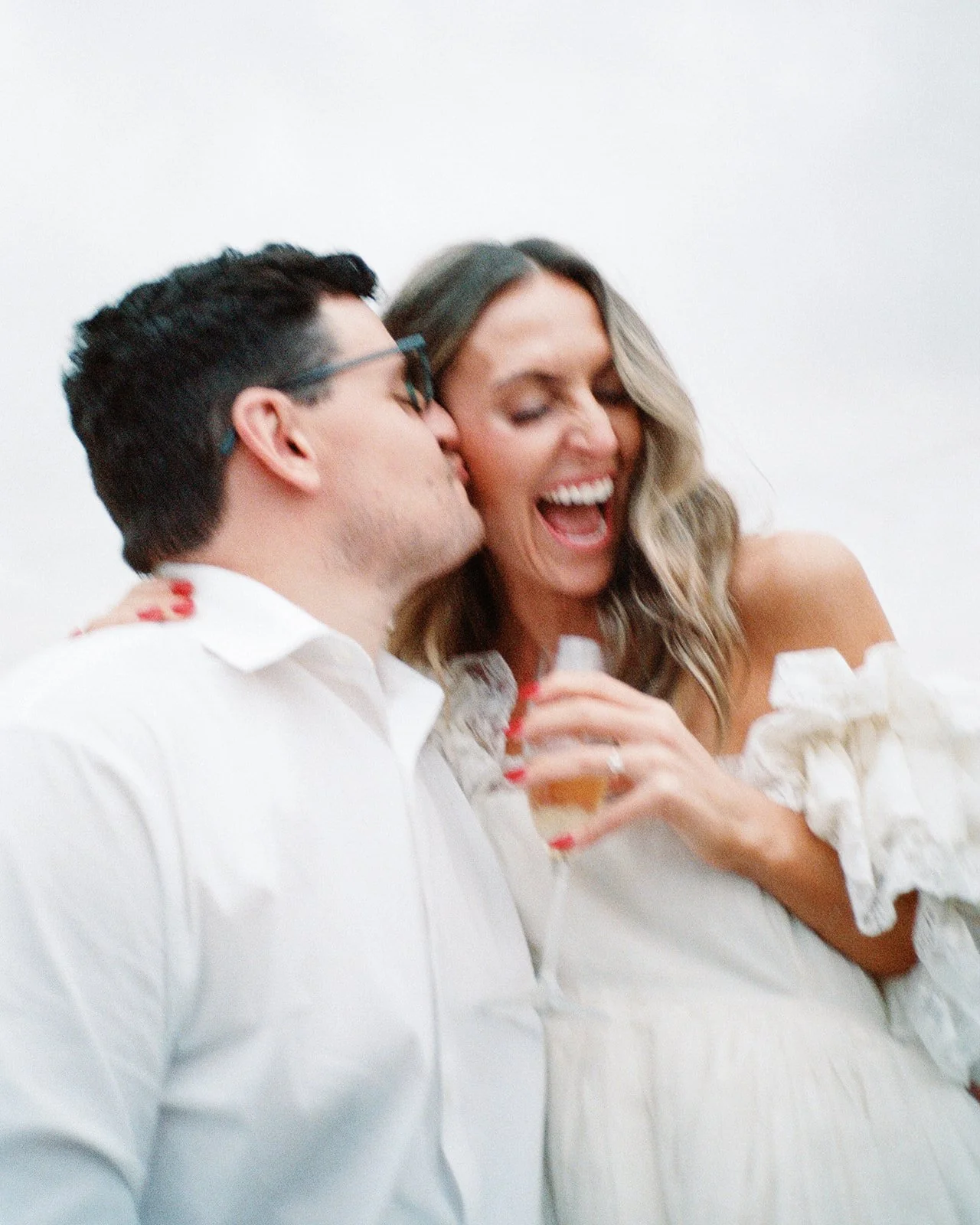 PosthouseInn_Wedding_Photography_DocumentaryStyle_186.jpg