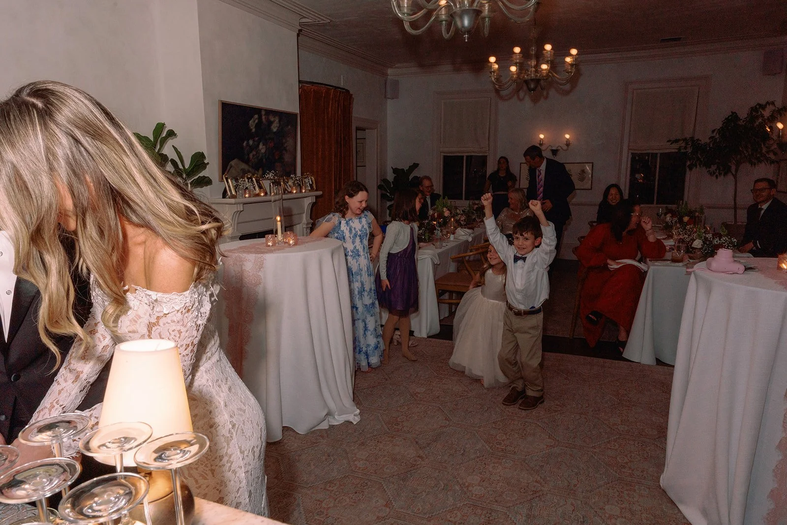 PosthouseInn_Wedding_Photography_DocumentaryStyle_715.jpg