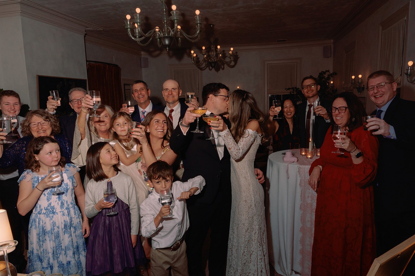 PosthouseInn_Wedding_Photography_DocumentaryStyle_727.jpg