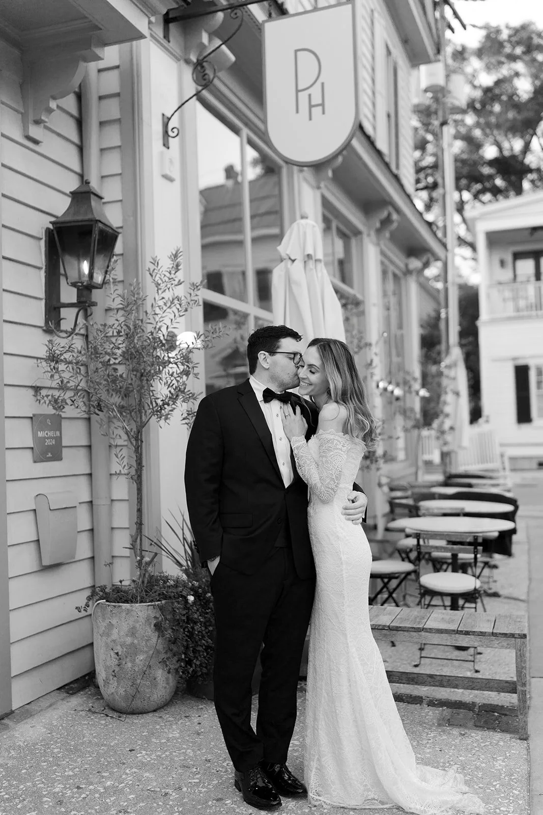 PosthouseInn_Wedding_Photography_DocumentaryStyle_523.jpg