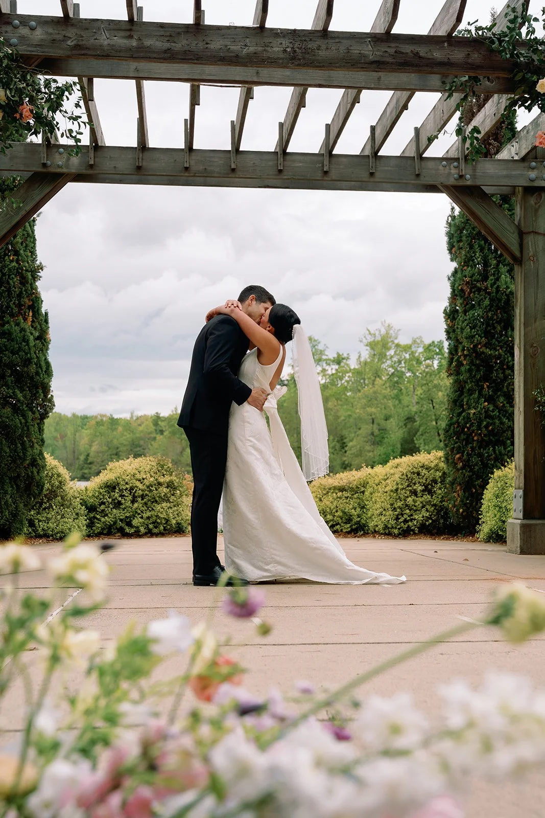 Charlotte_Park_Fig_Tree_Wedding_Filmweddingphotographer_Wedding_169.jpg