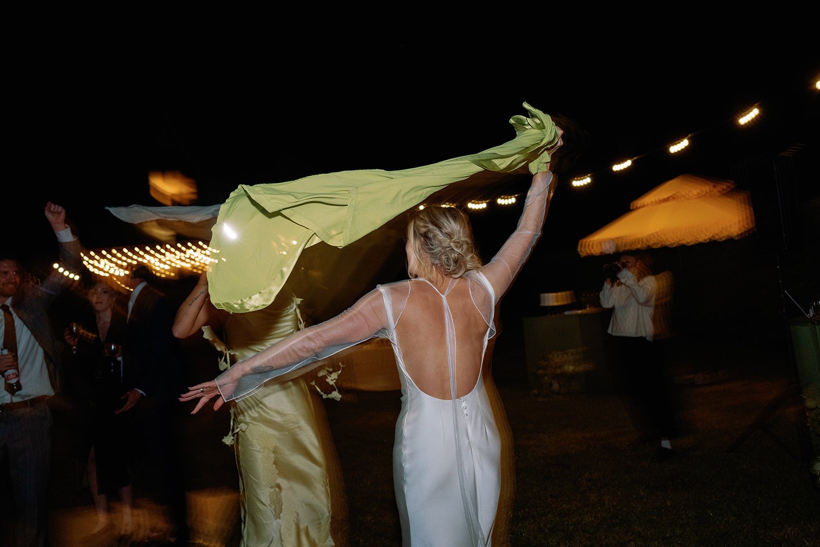 Slim_Aarons_Seaside_Wedding_1143.jpg