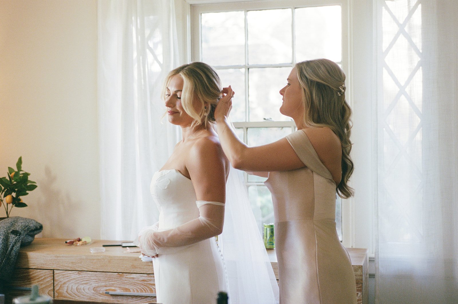 English_Garden_Wedding_Charlotte_-50.jpg