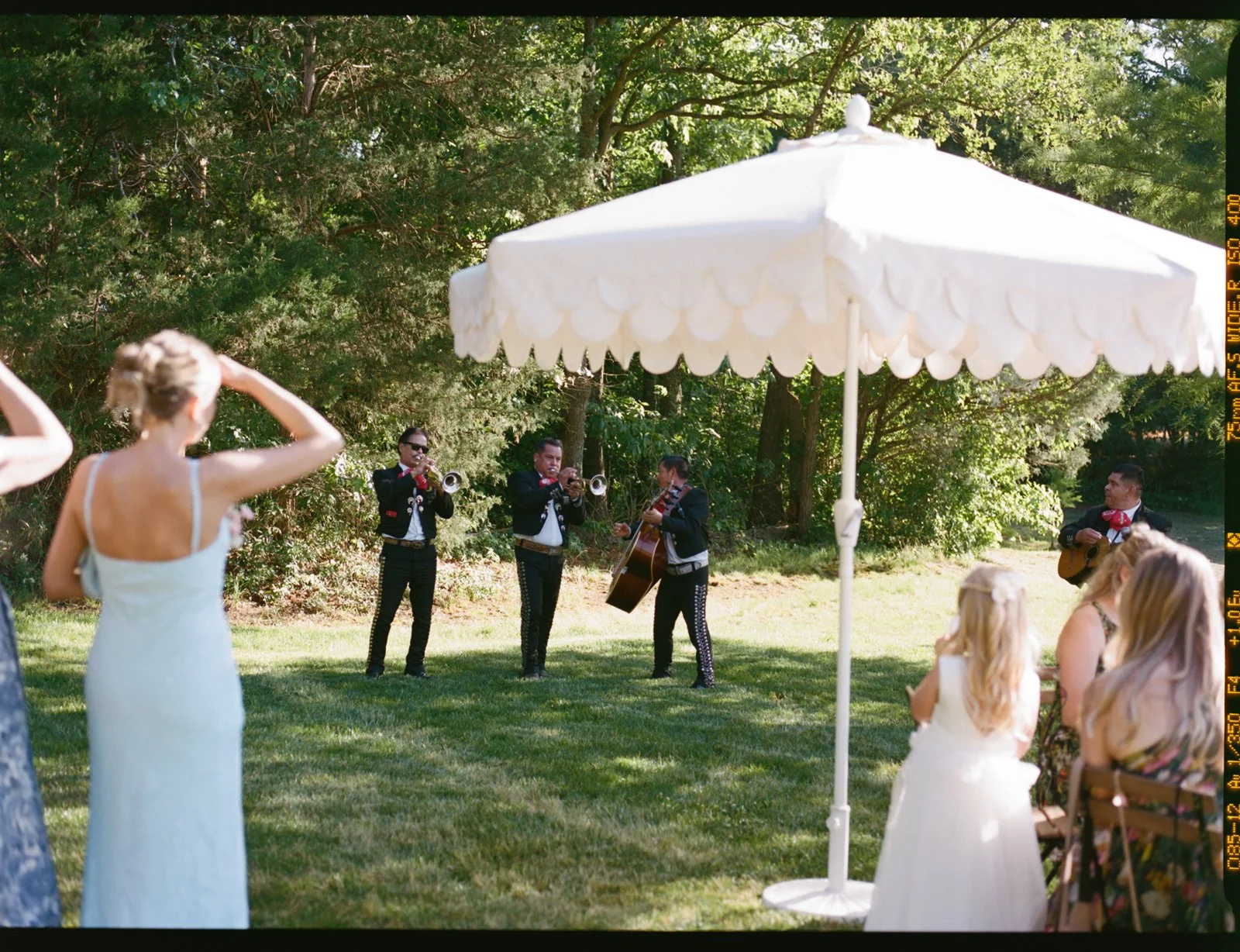 FilmWeddingPhotography_MorningGloryFarm_ 44.jpg