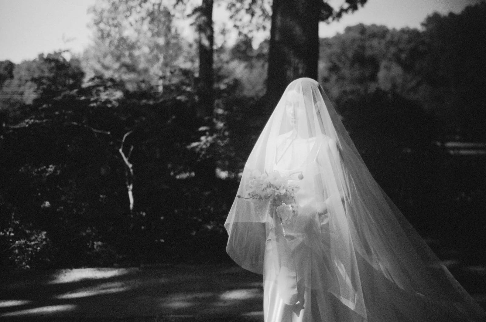 FilmWeddingPhotography_MorningGloryFarm_ 19.jpg