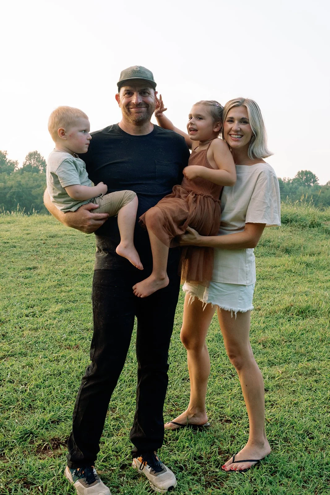 081725_DobbinsFamily_226_websize.jpg