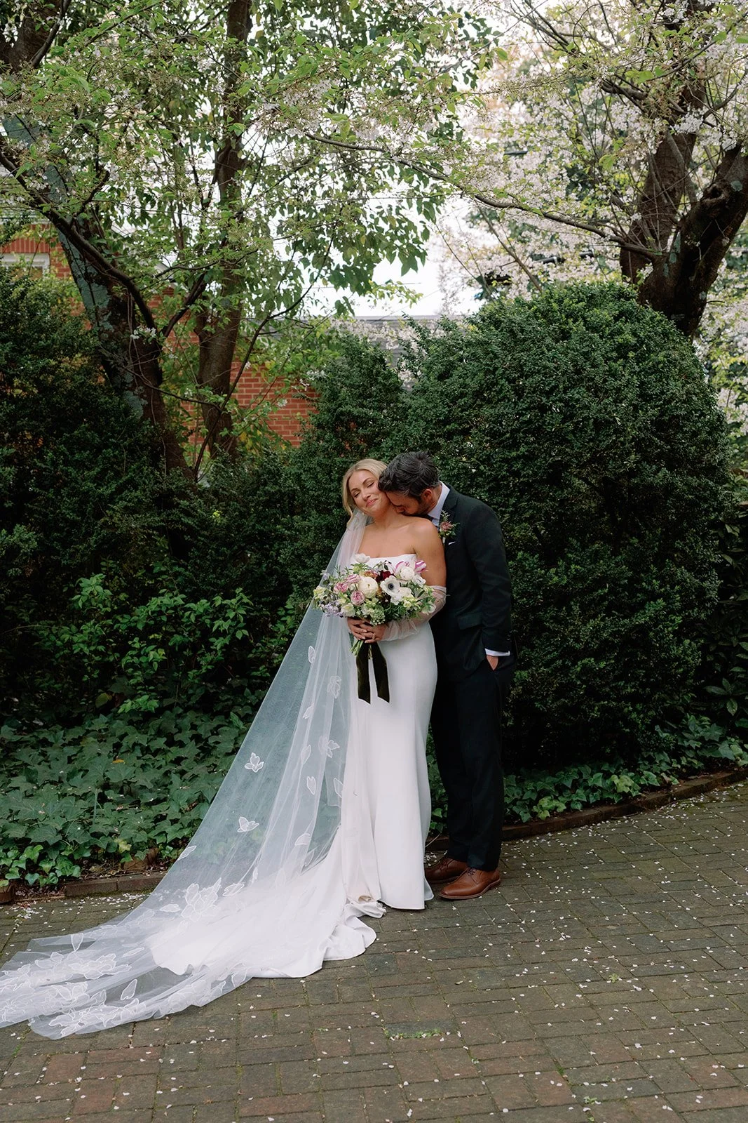 English_Garden_Wedding_Charlotte_-538.jpg