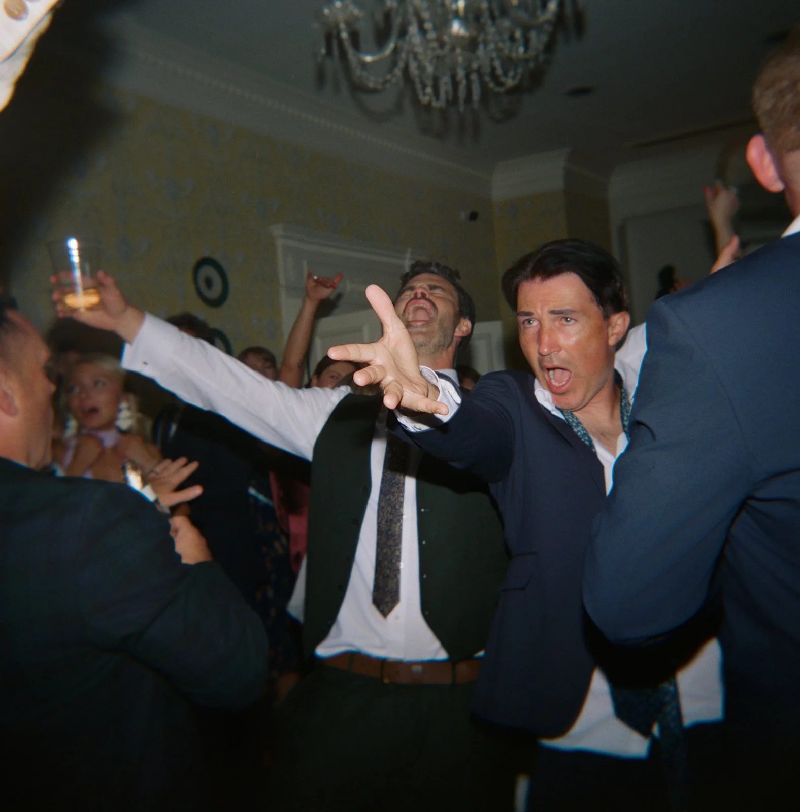 English_Garden_Wedding_Charlotte_-859.jpg