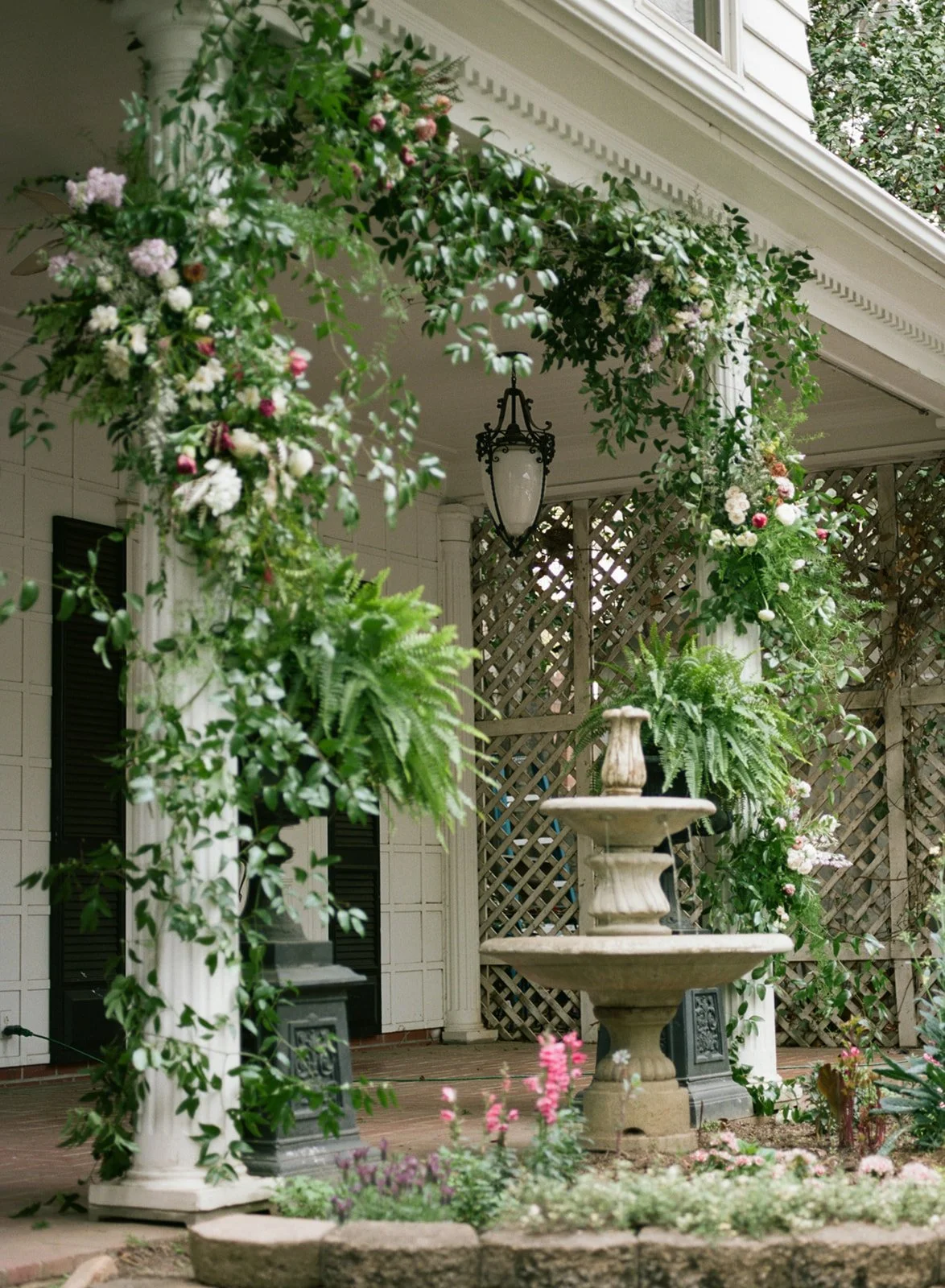 English_Garden_Wedding_Charlotte_-283.jpg