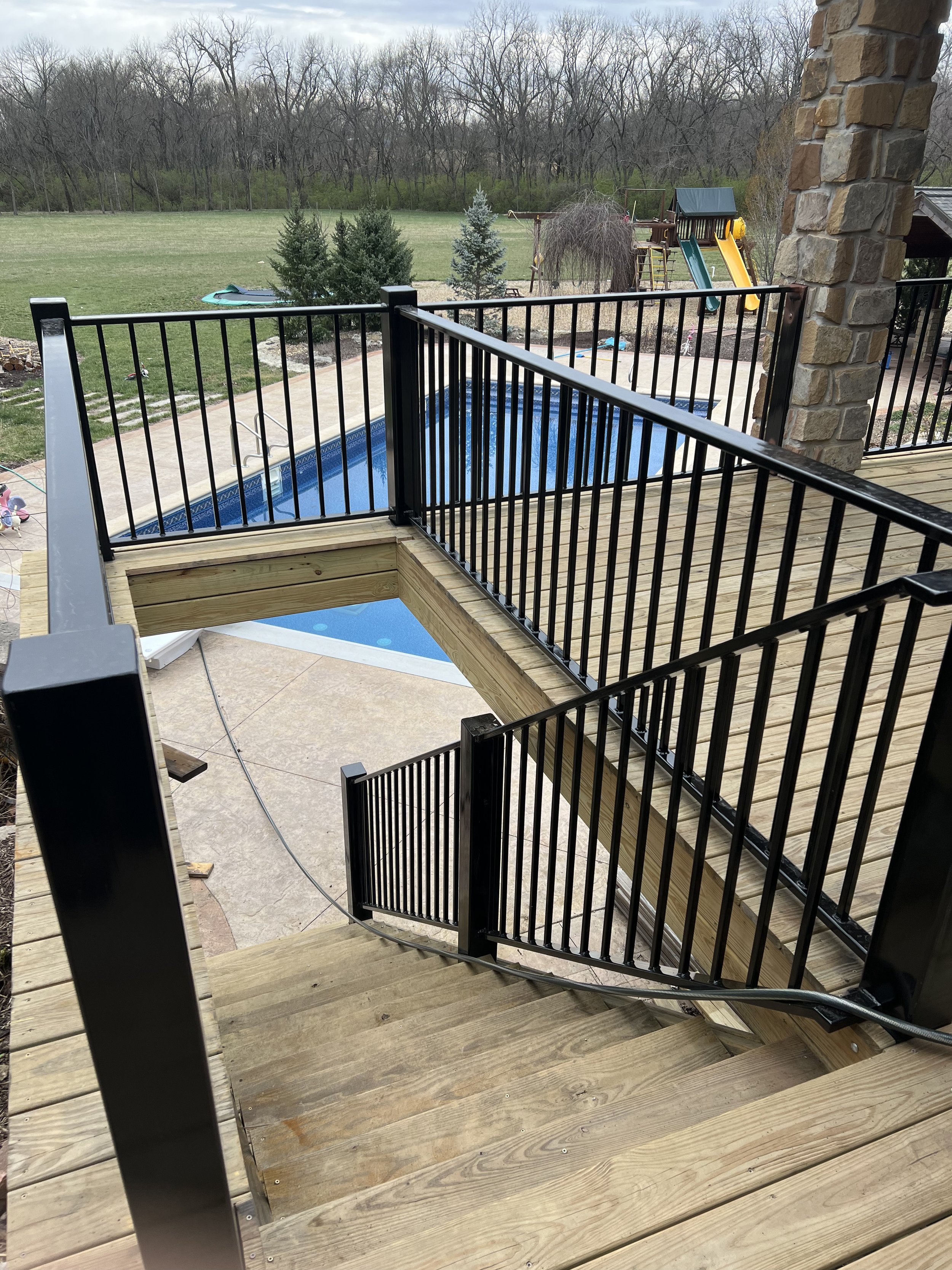 Vertical balusters