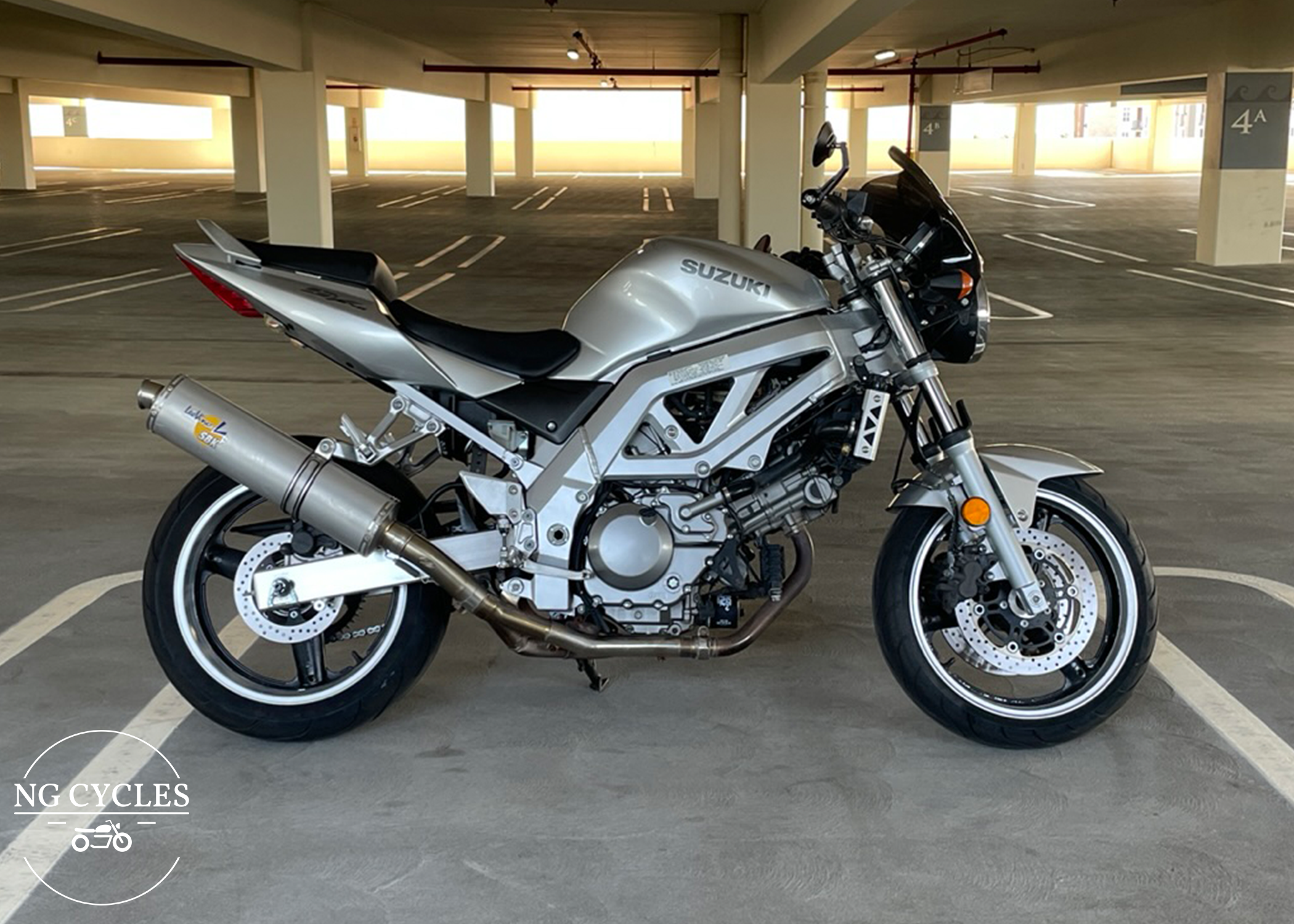 Suzuki SV650 03.png