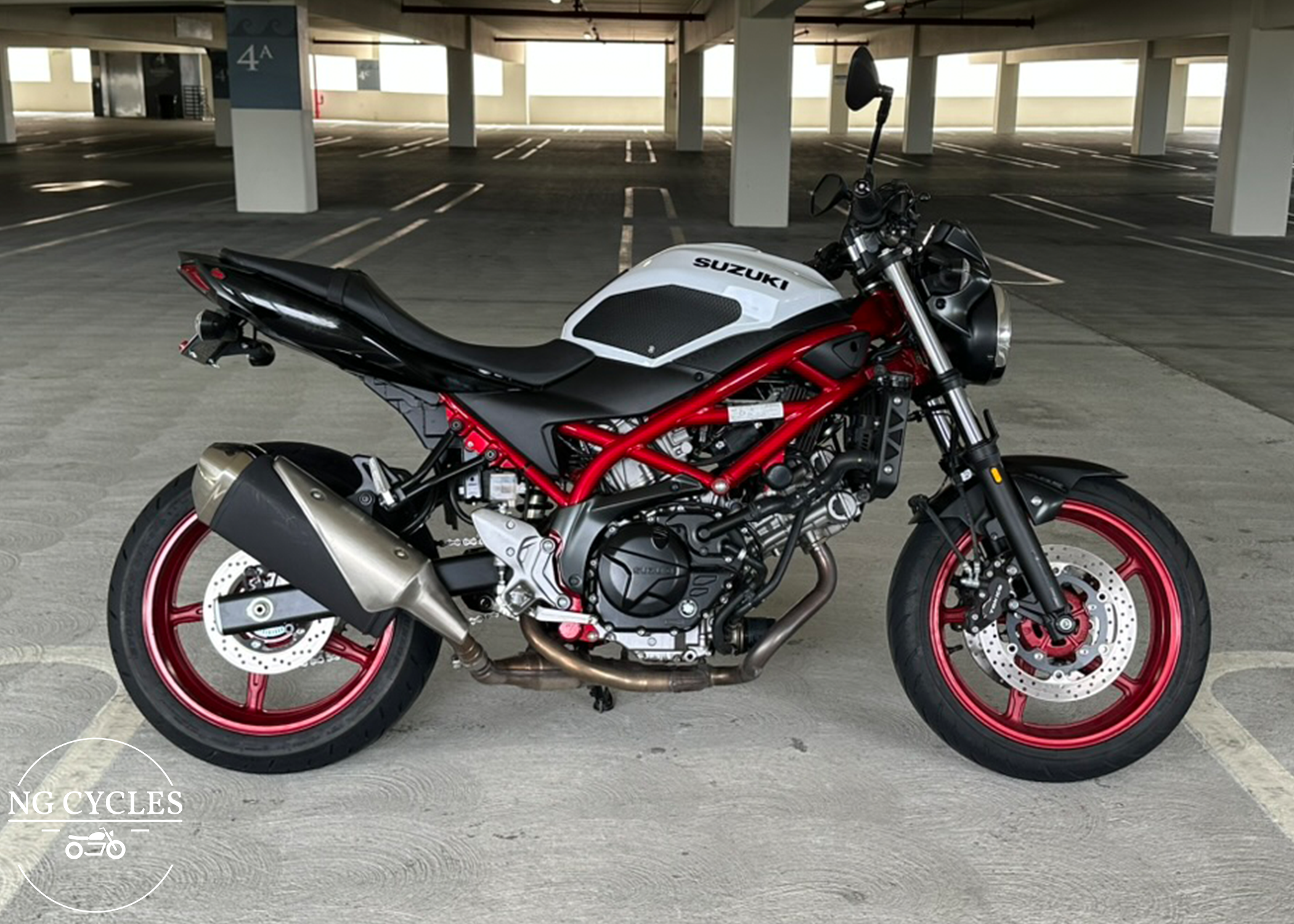 2021 Suzuki SV650 - Watermarked.png