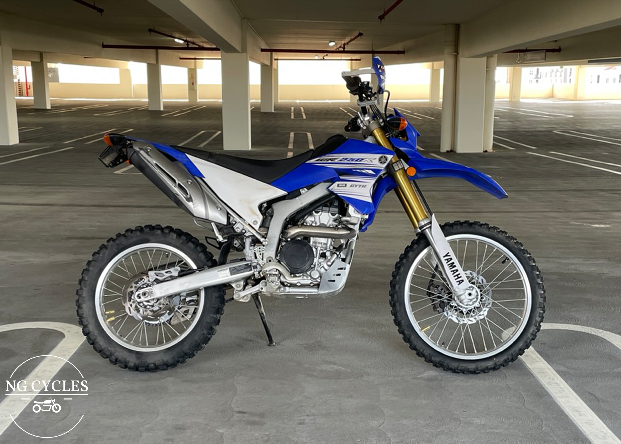 2016 WR250R - Watermarked.png