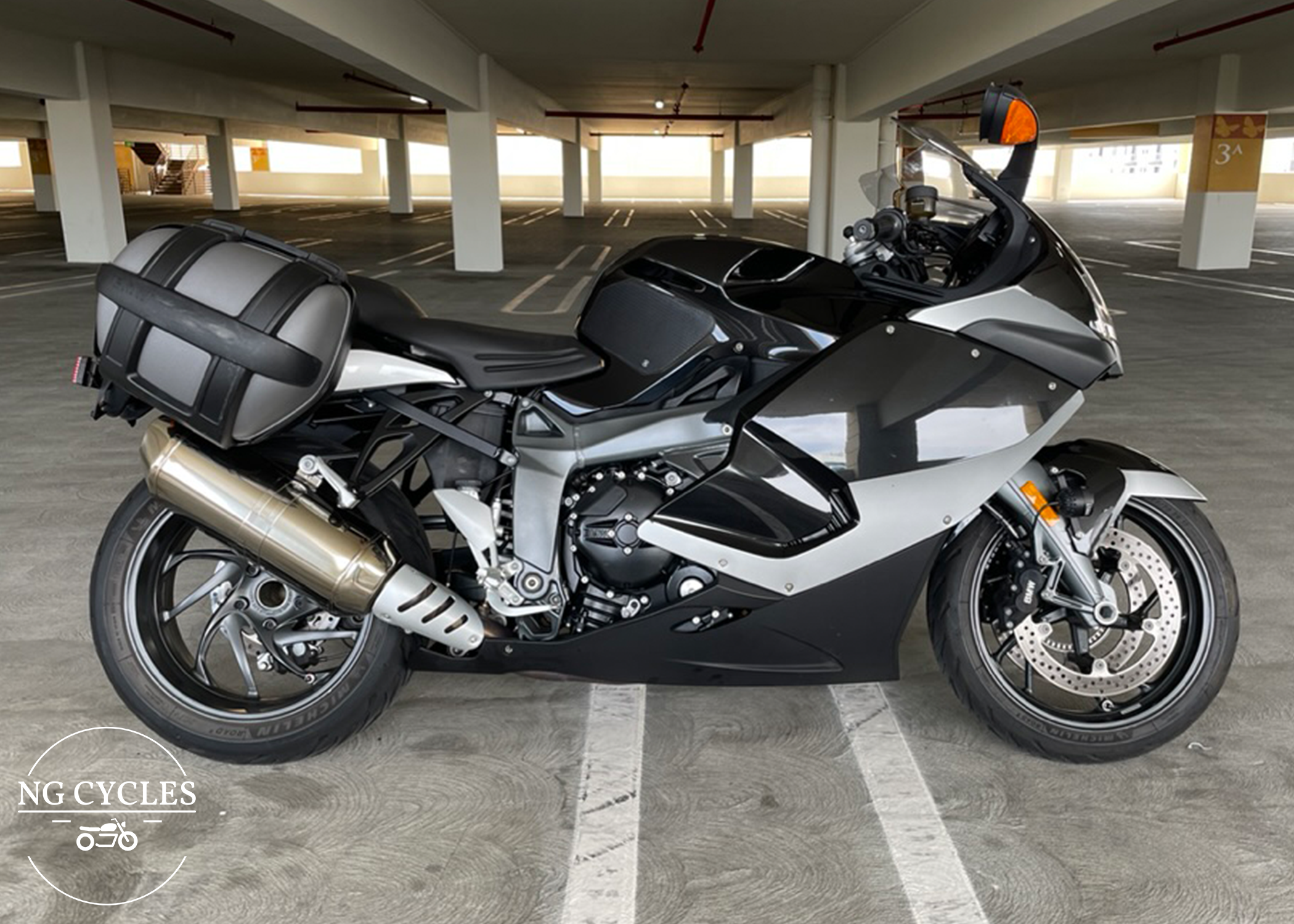 BMW K1300S.png