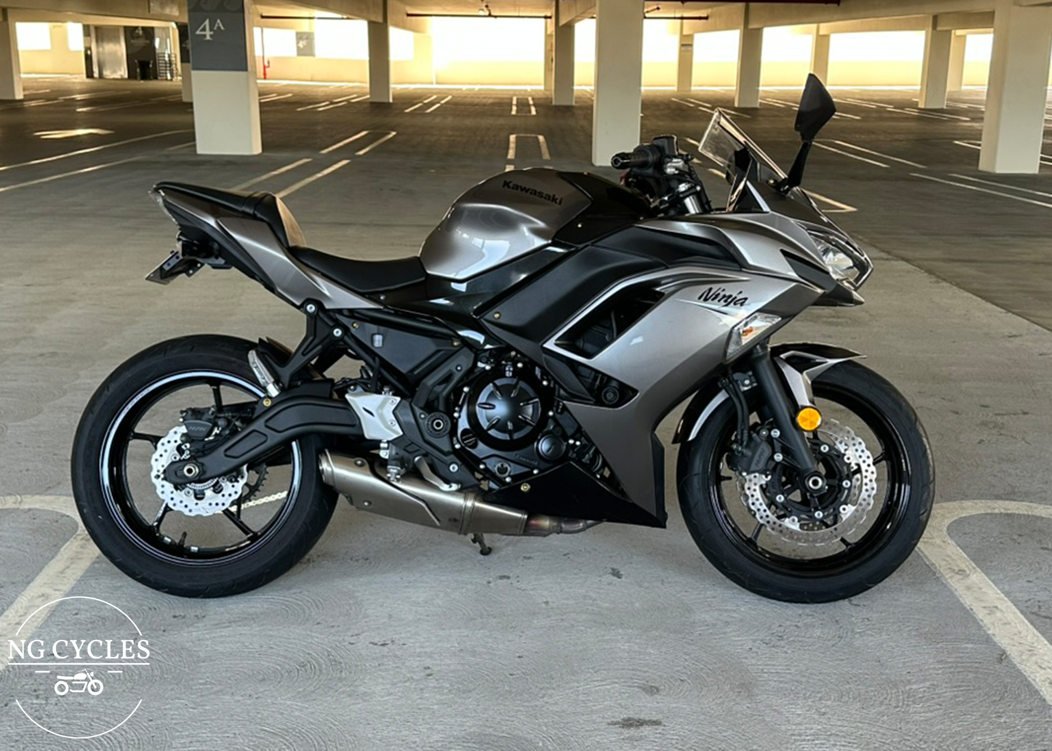 2021 Kawasaki Ninja 650 - Watermarked.png