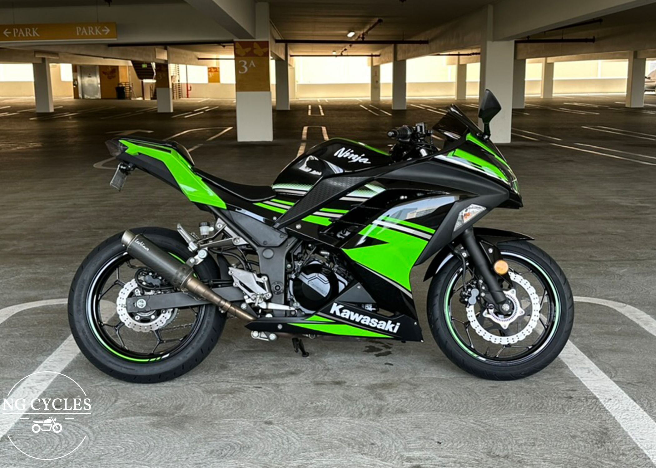 2016 Kawasaki Ninja 300 - Watermarked.png