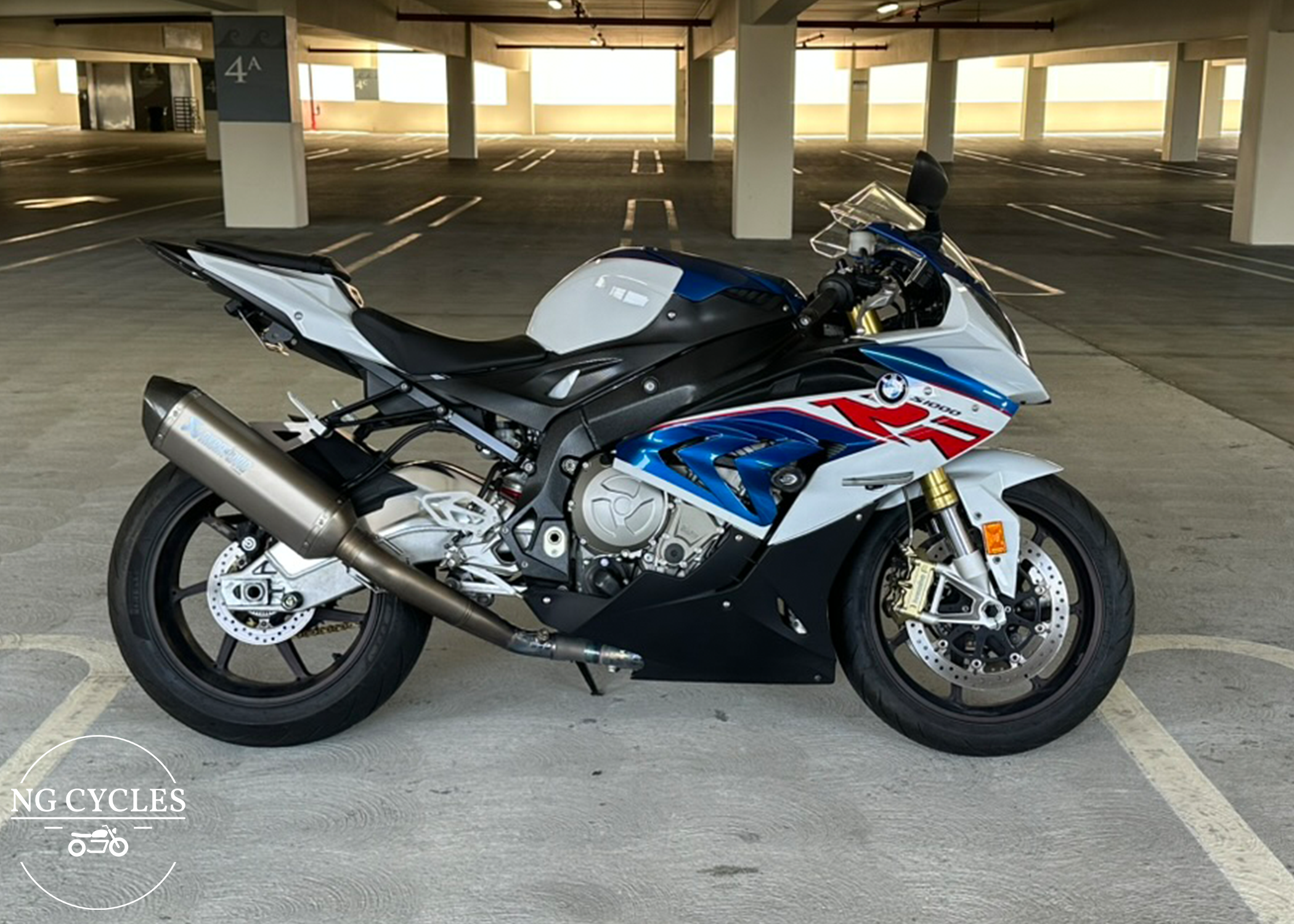 2018 BMW S1000RR - Watermarked.png