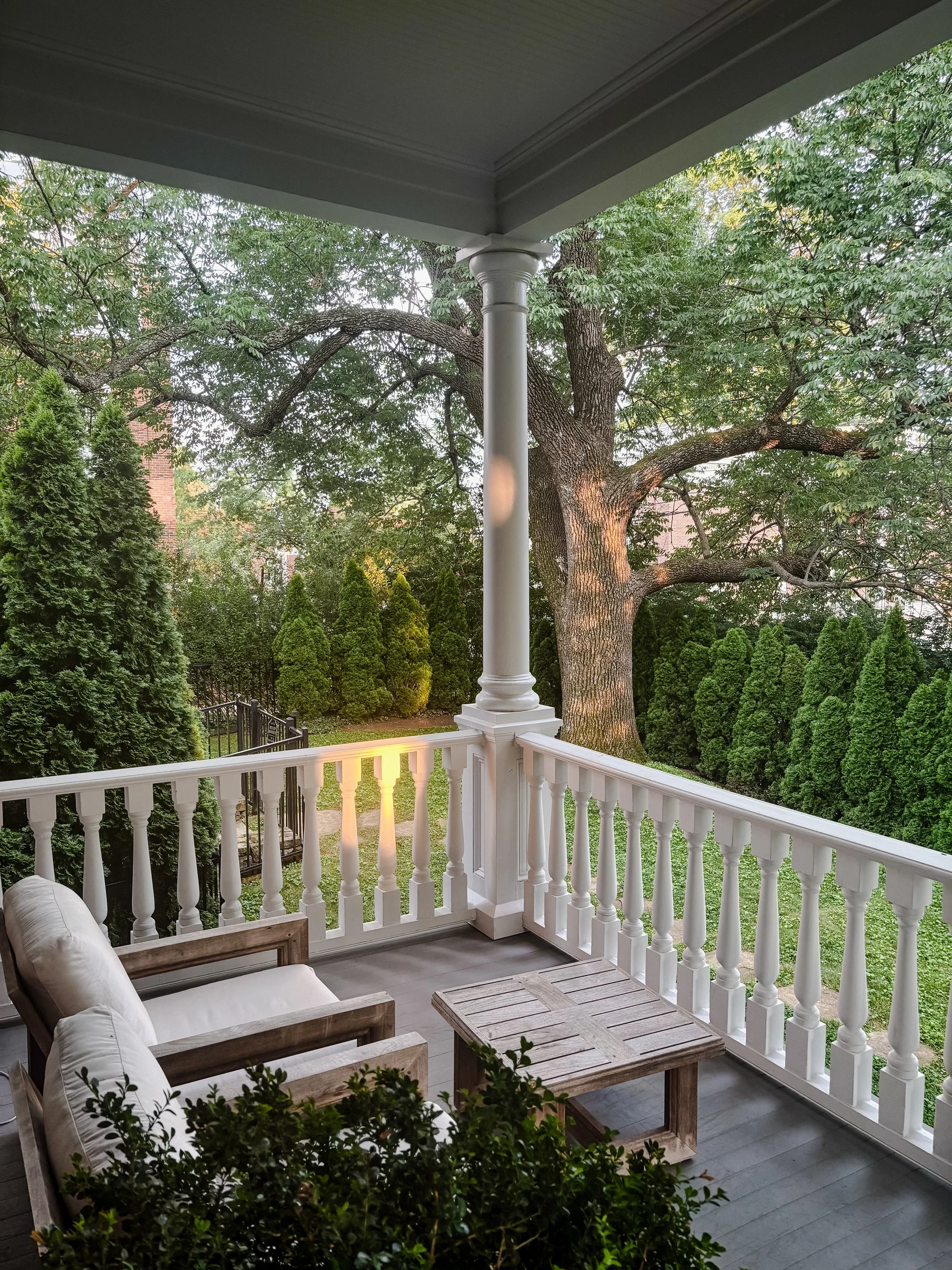 porchsocial hall4284 x 5712.jpg