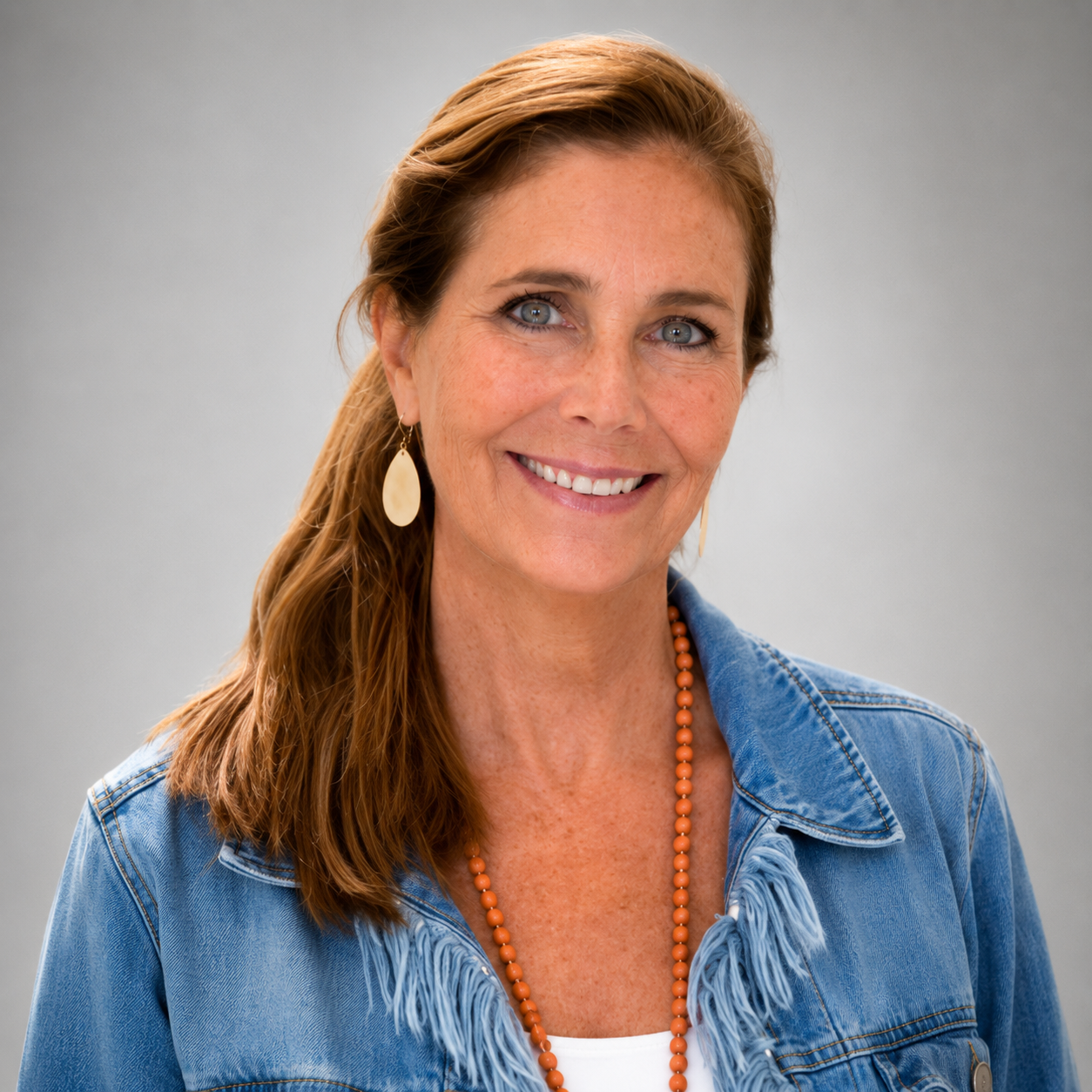 Britt Bair Headshot Artist 14th Avenue Art