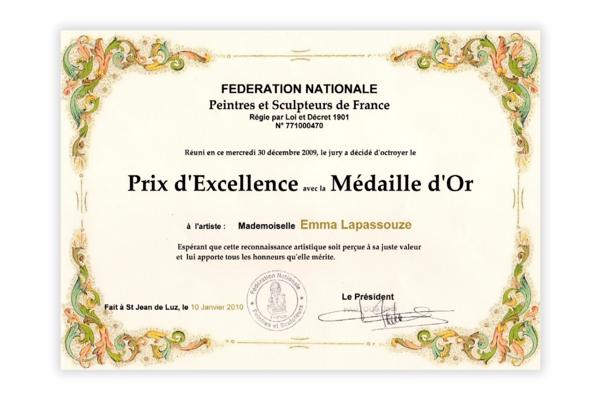 Certificat d'excellence décerné à Emma Lapassouze par la Fédération Nationale des Peintres et Sculpteurs de France, daté du 10 janvier 2010, avec des décorations florales colorées autour du bord.