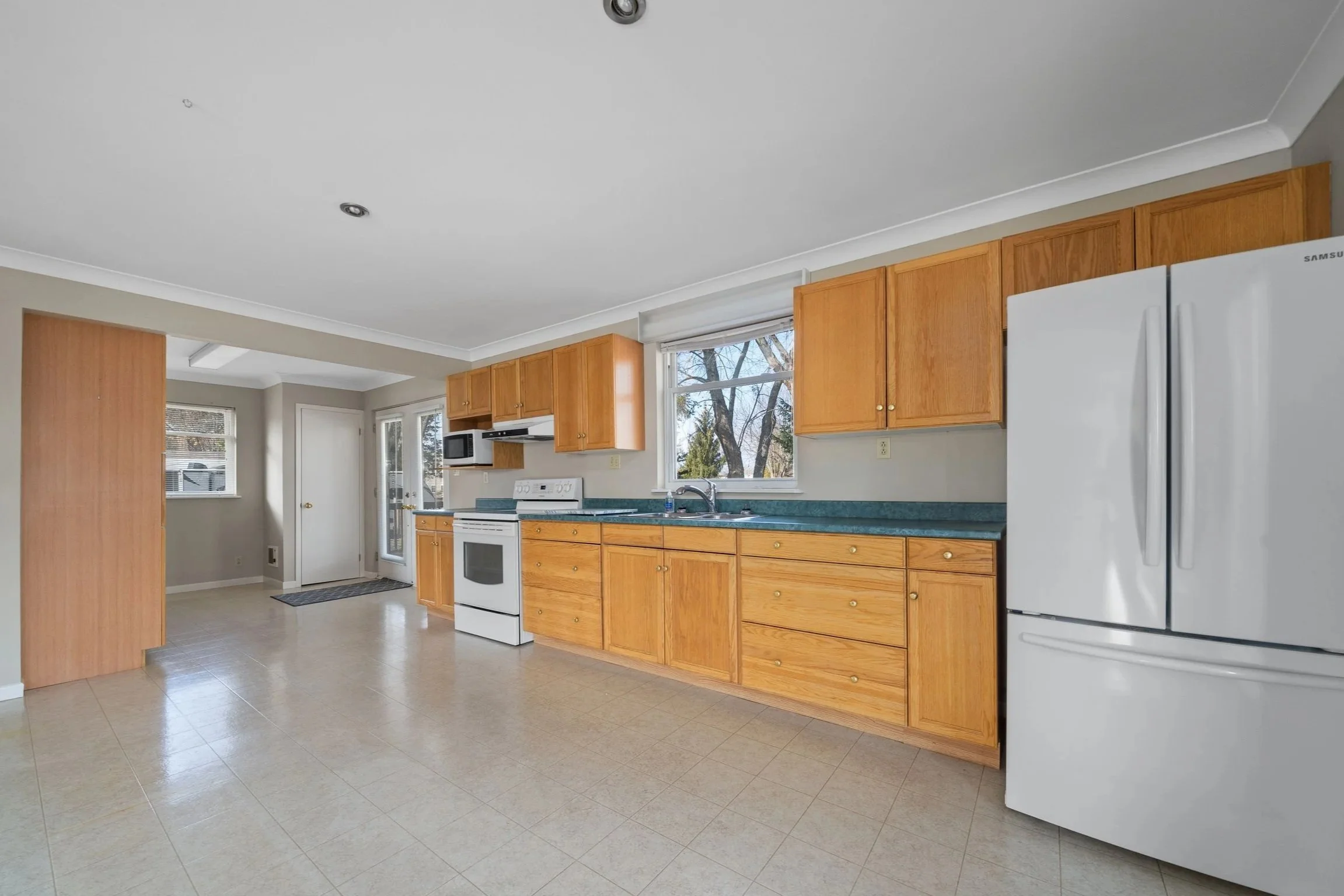 Guest+House+Kitchen.jpg