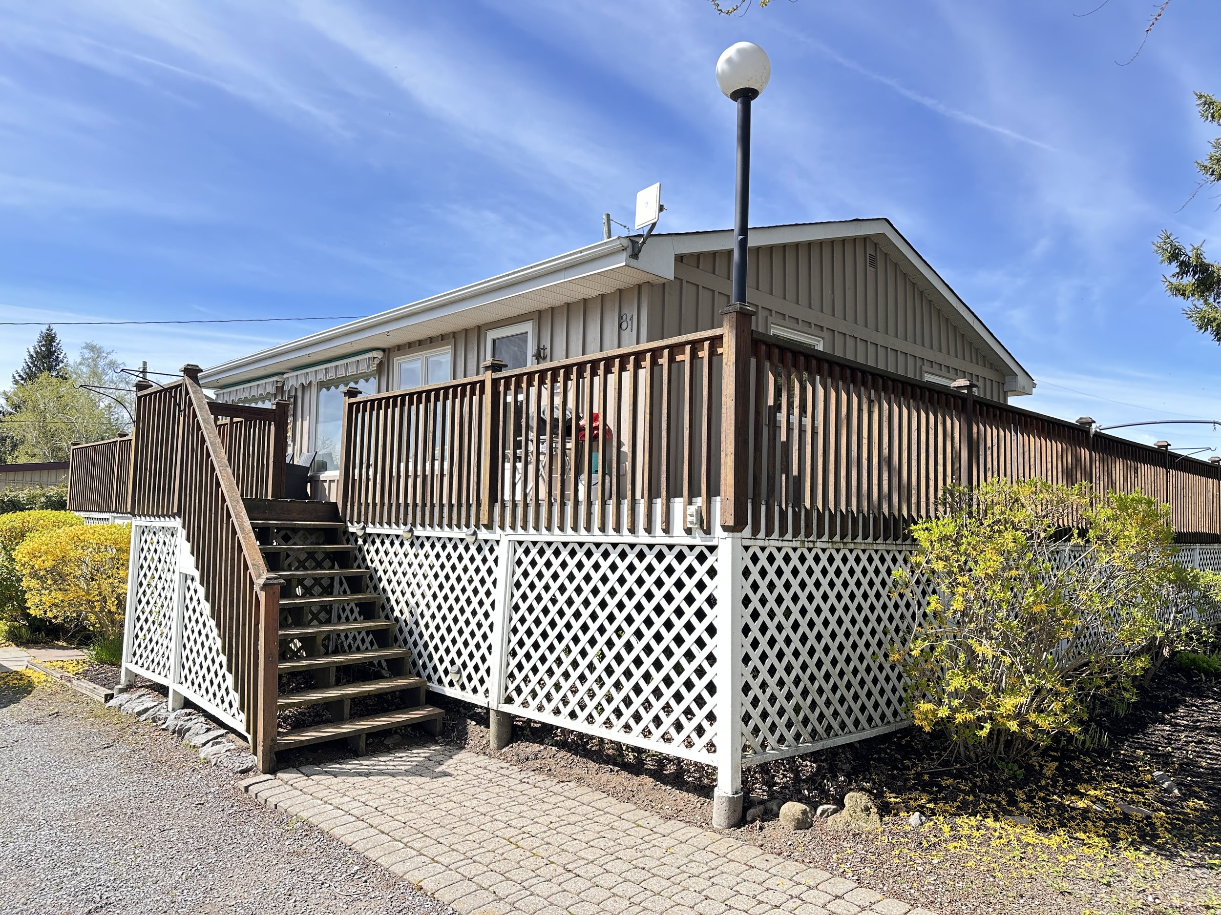 Lakefront Cottage Rental