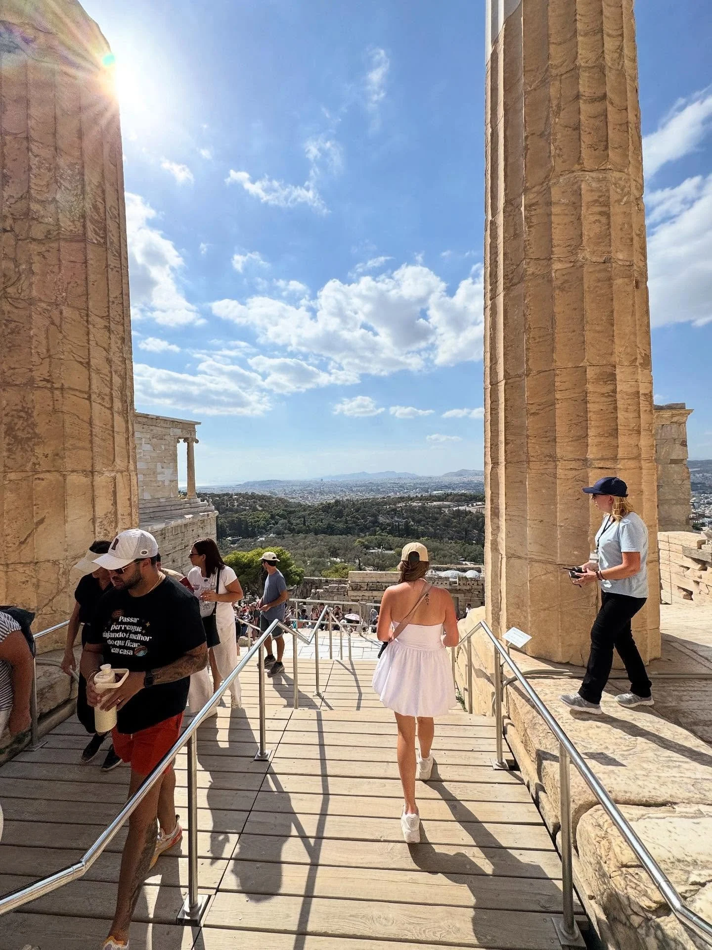 really ate (&amp; cooked) our way through athens 🇬🇷🏛️ a woman told us she got a perfect pic of us at dinner - swipe to see the proof