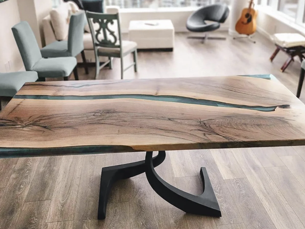 GALLOWAY dining table