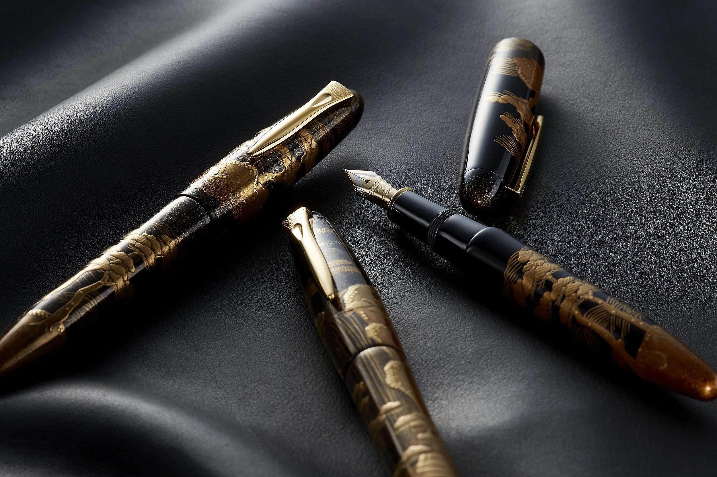 Carpentras Sign accompagne les professionnels avec une offre complète d’instruments d’écriture fine, du stylo accessible aux modèles haut de gamme, réunissant marques propres et grandes maisons internationales.