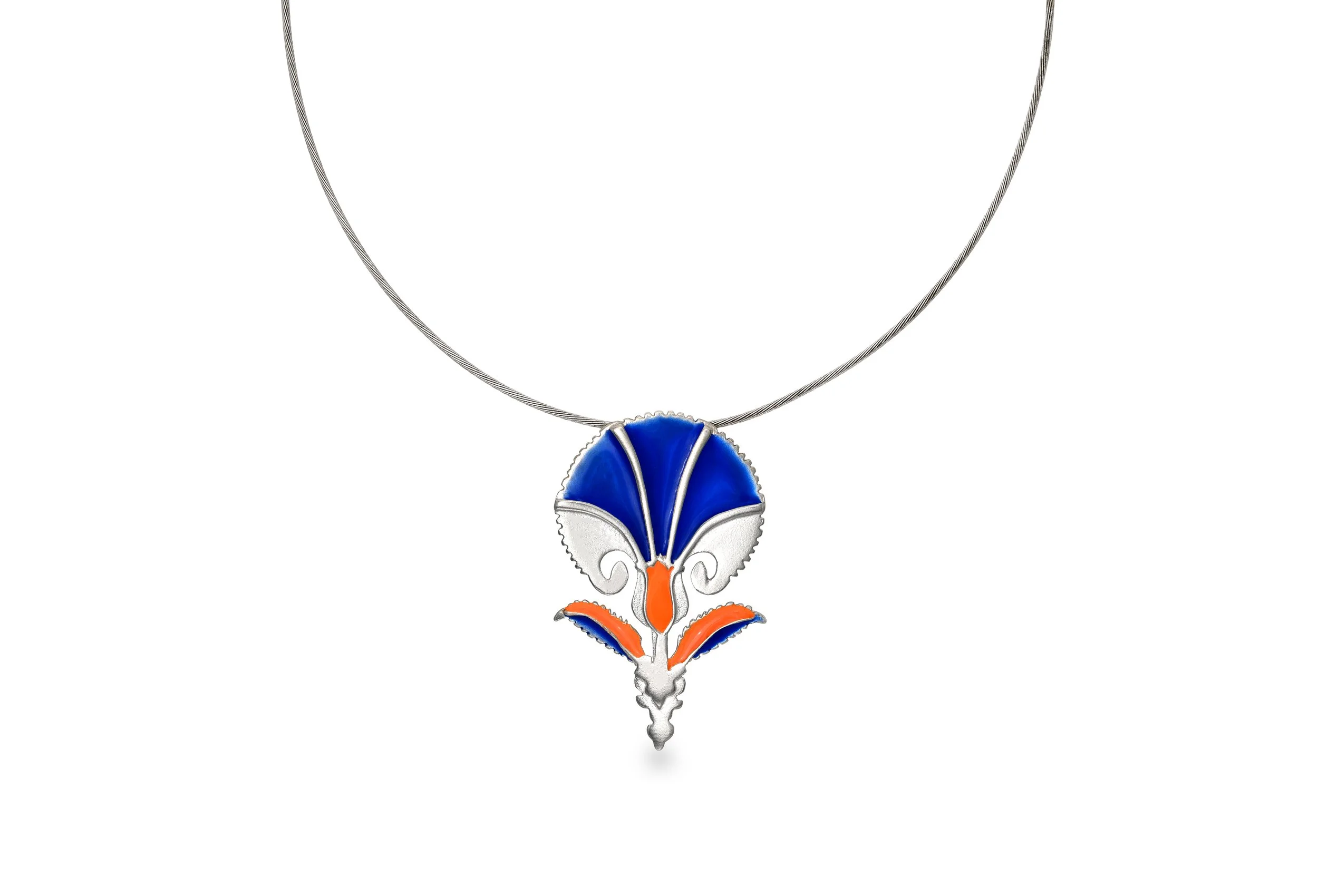 5 NECKLACE.jpg