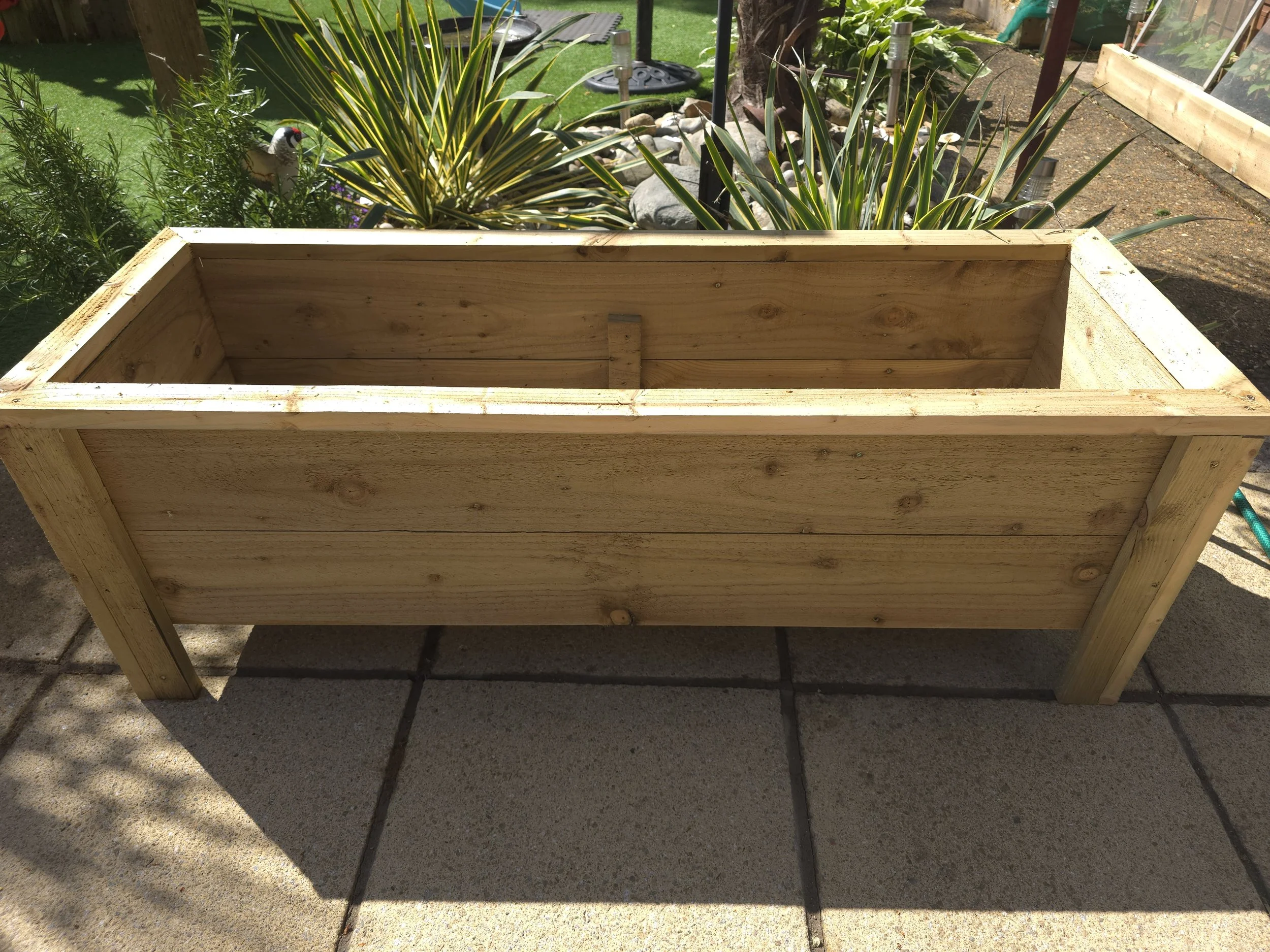 Large Planter Box 116cm (L) *33 cm (W) * 40 cm (H)
