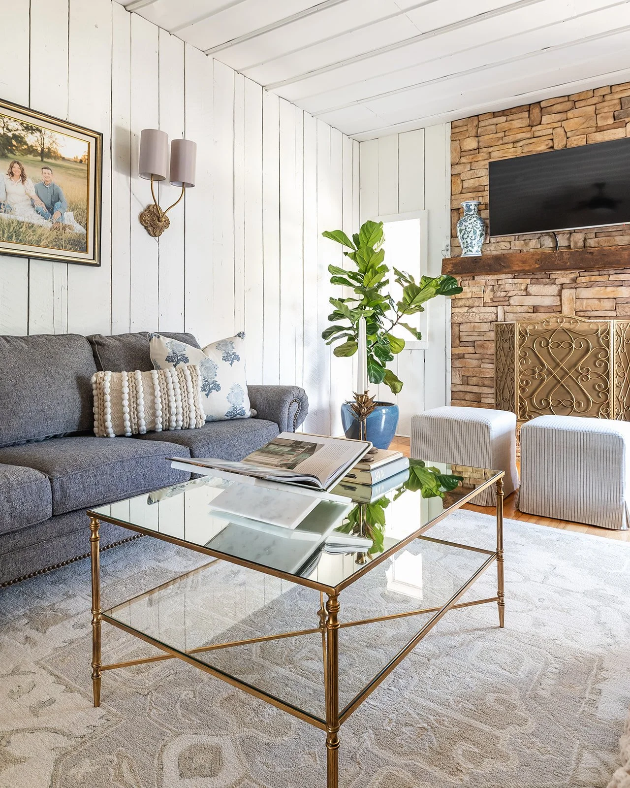 Living Room(40).JPG