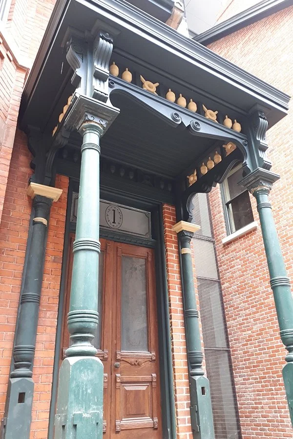7-st-thomas-street-toronto-ontario-2.jpg
