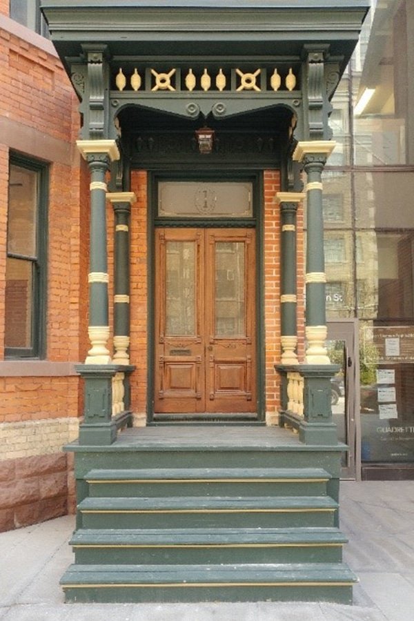 7-st-thomas-street-toronto-ontario-1.jpg