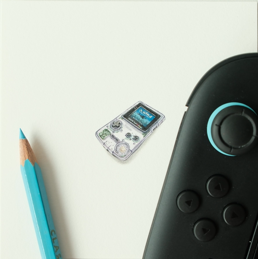 Game Boy Color
H2.5cm x W2.8cm