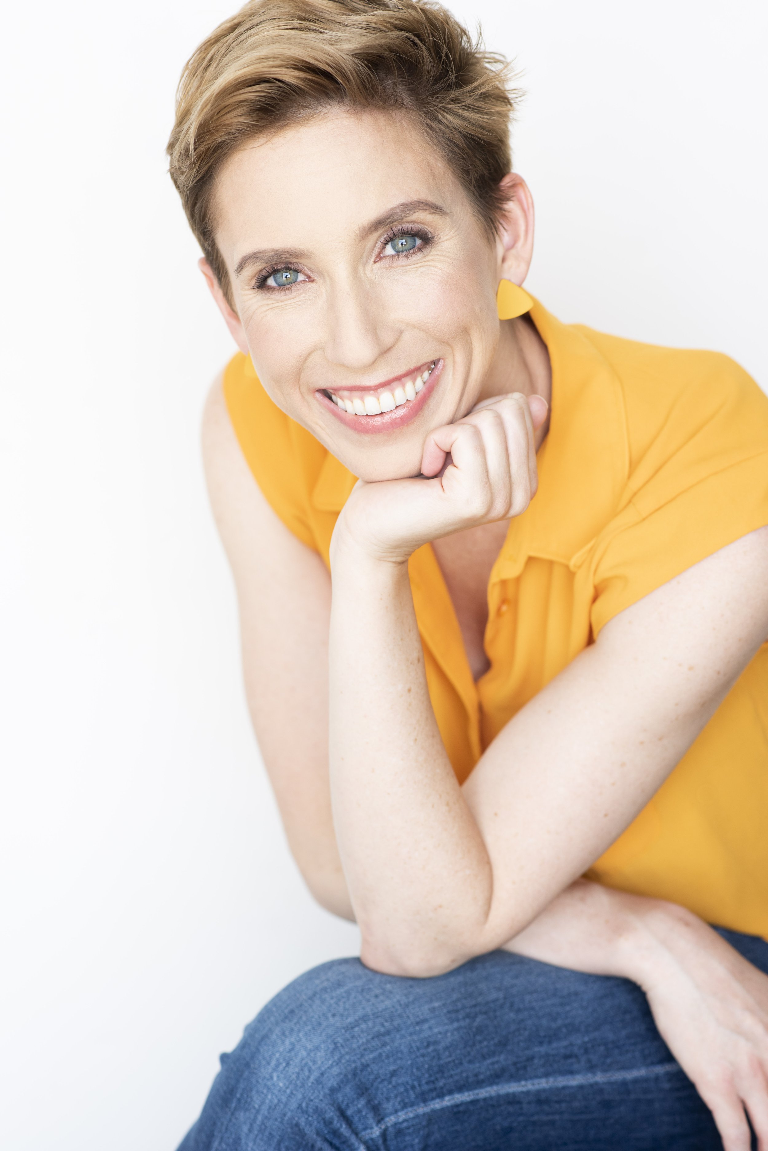 Hayley headshot yellow 2.jpg