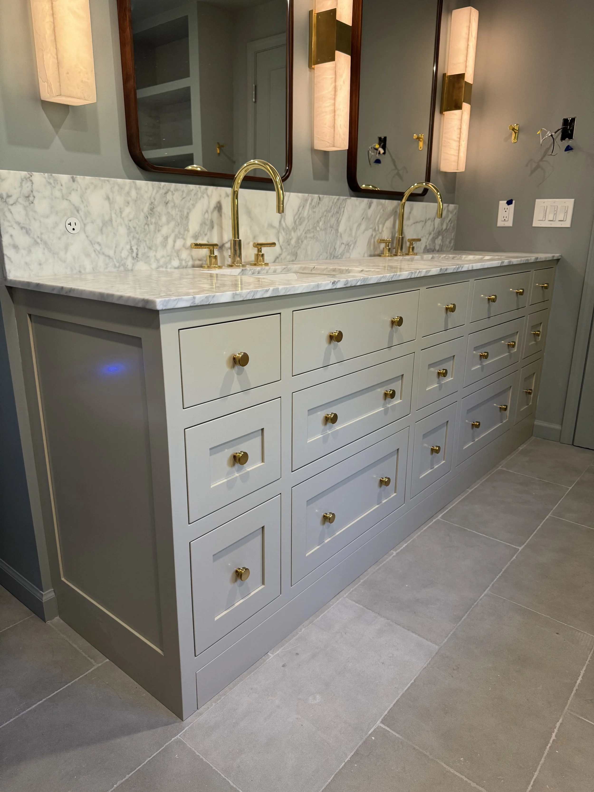 Inset double vanity .jpg