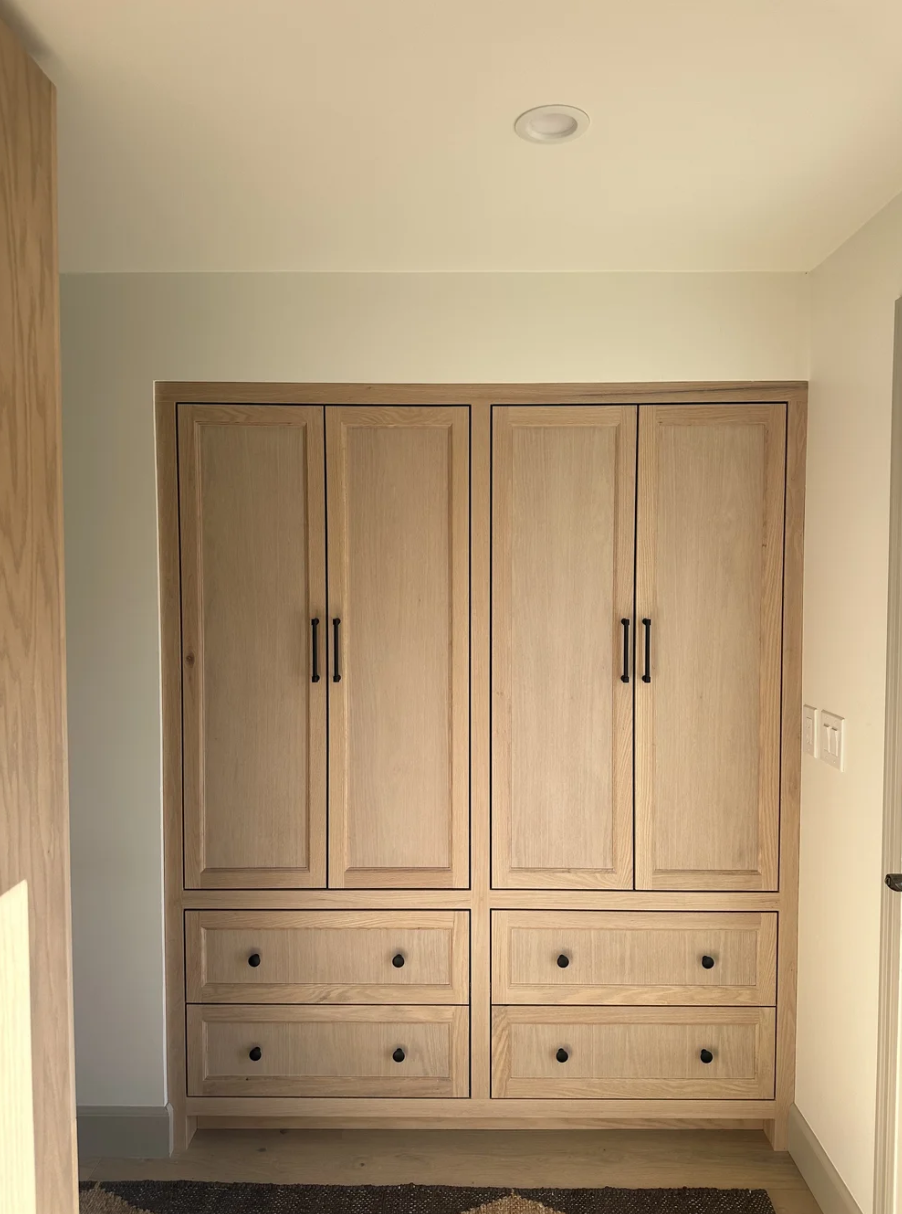 Foundry Millworks_Built In Cabinet.png