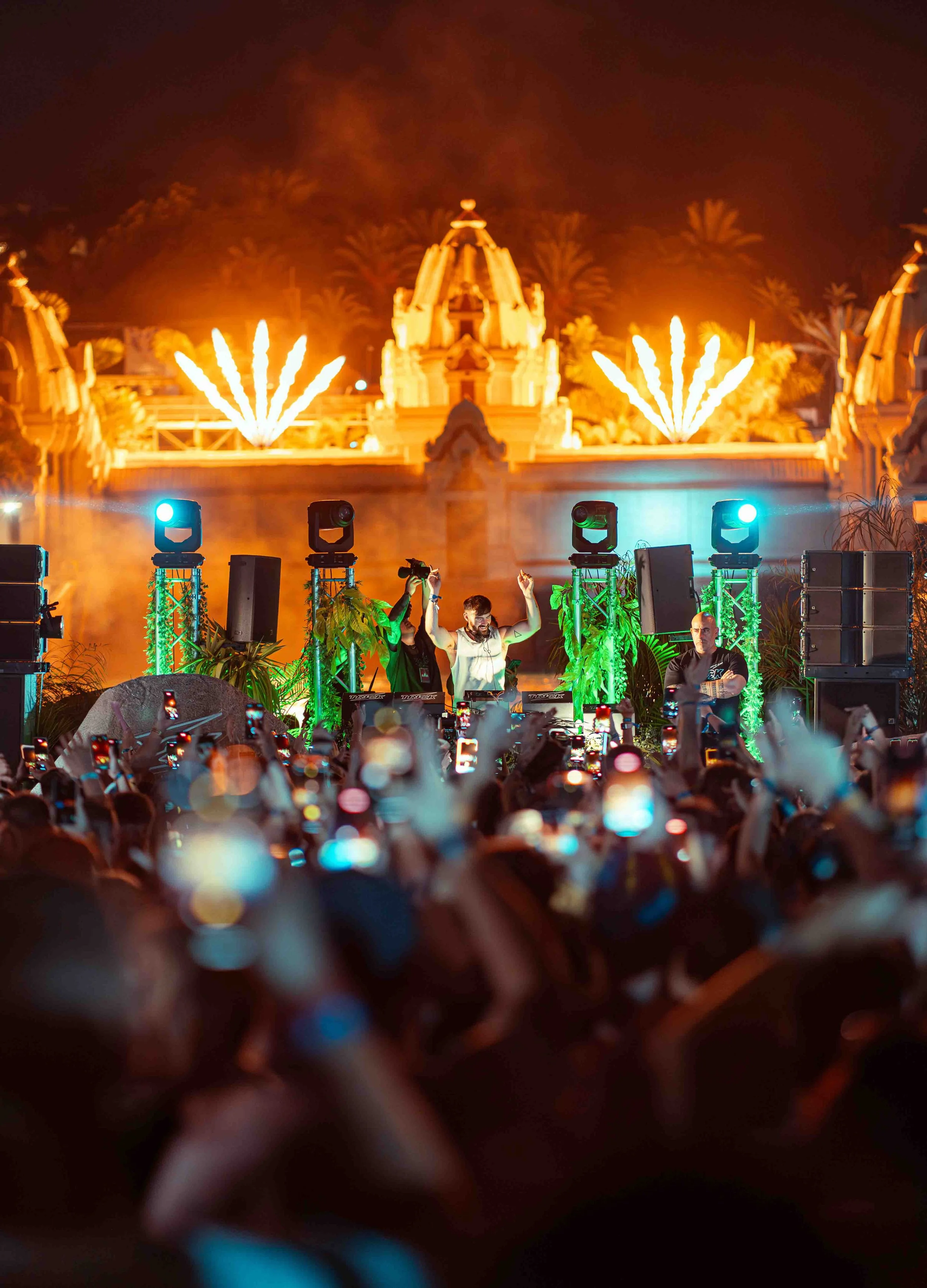 Patrick topping closing his set during the trick tenerfie takeover at siam park