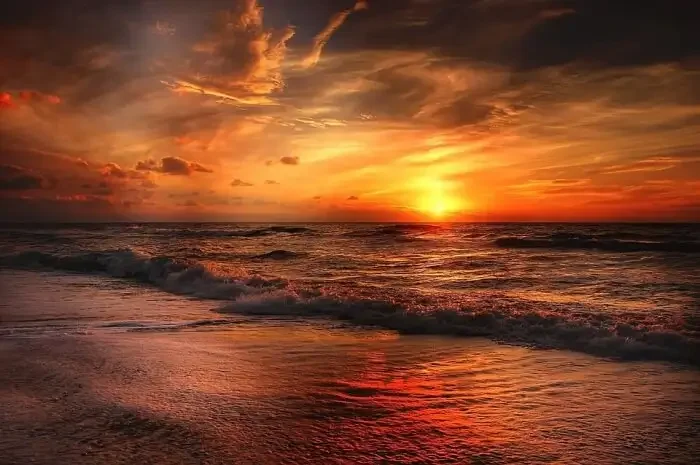Keeri-Beach.webp
